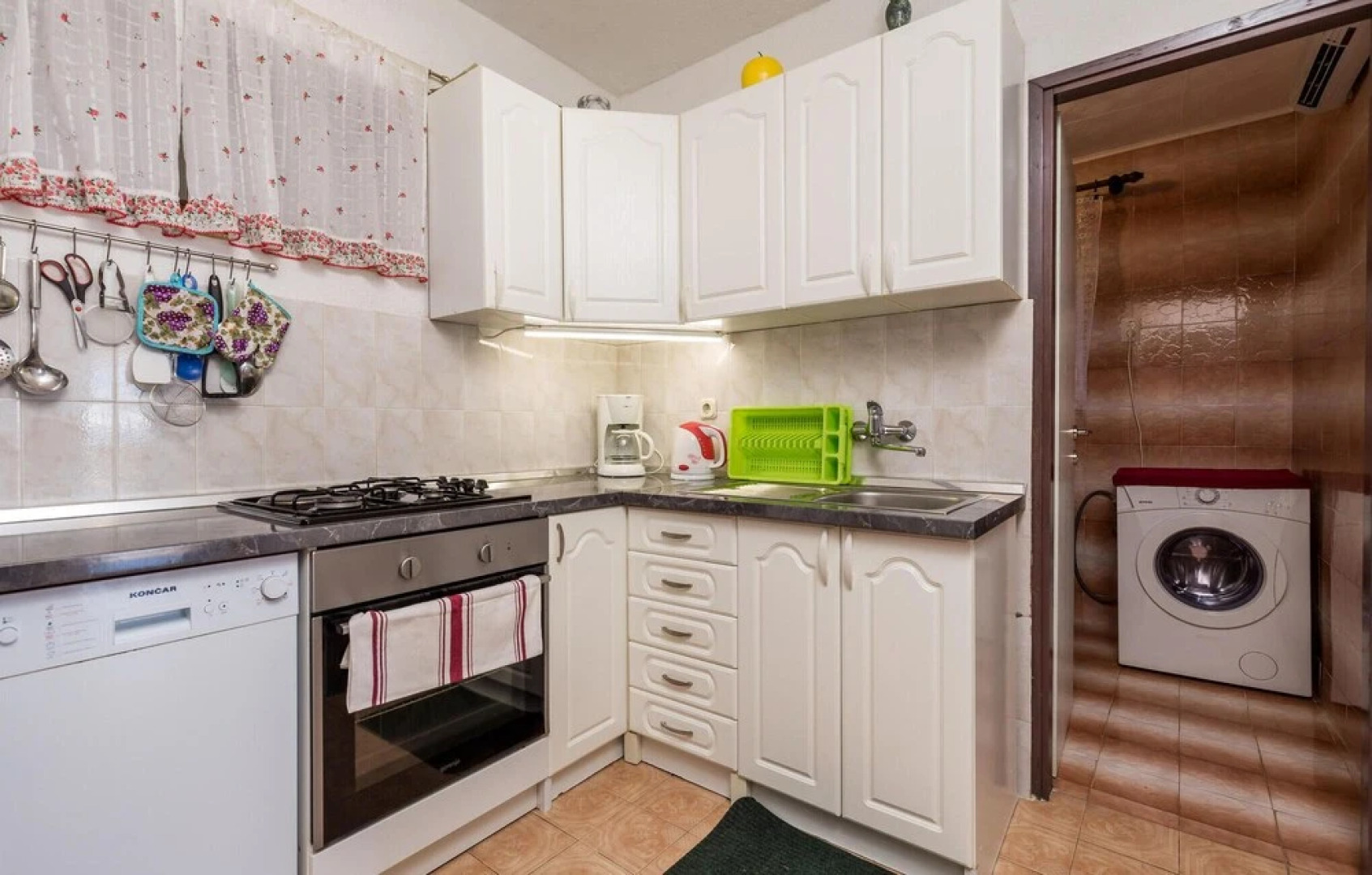 Beautiful Home in Jablanac With Wifi and 5 Bedrooms