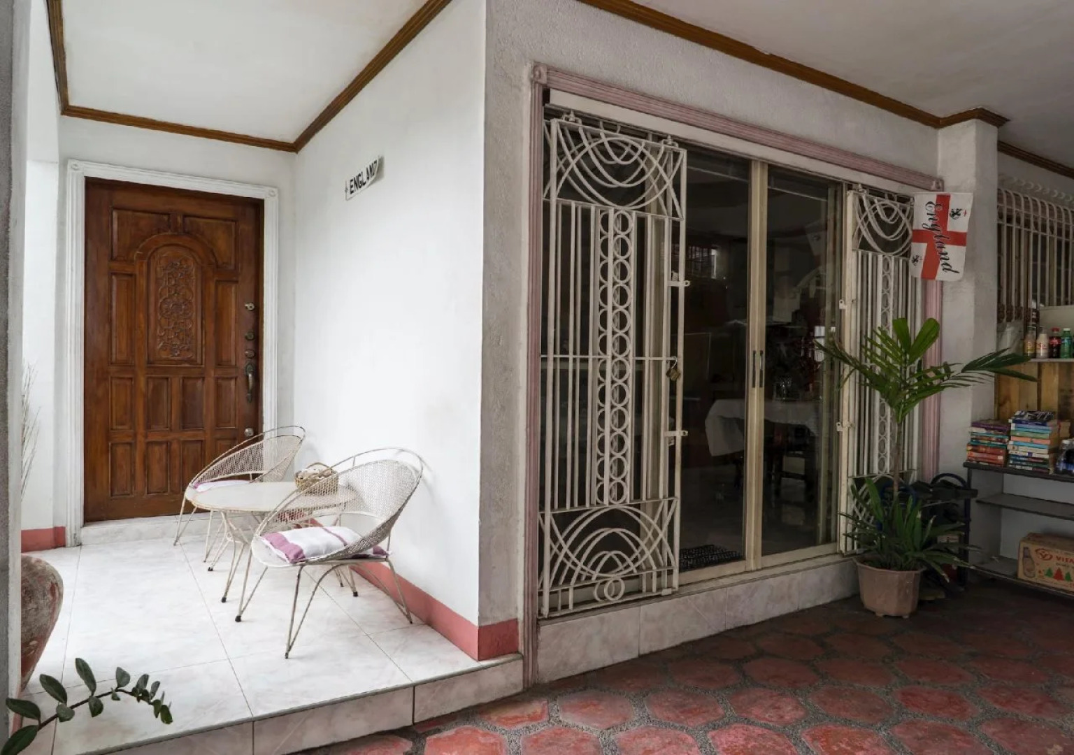 Geordies Hostel and Cafe