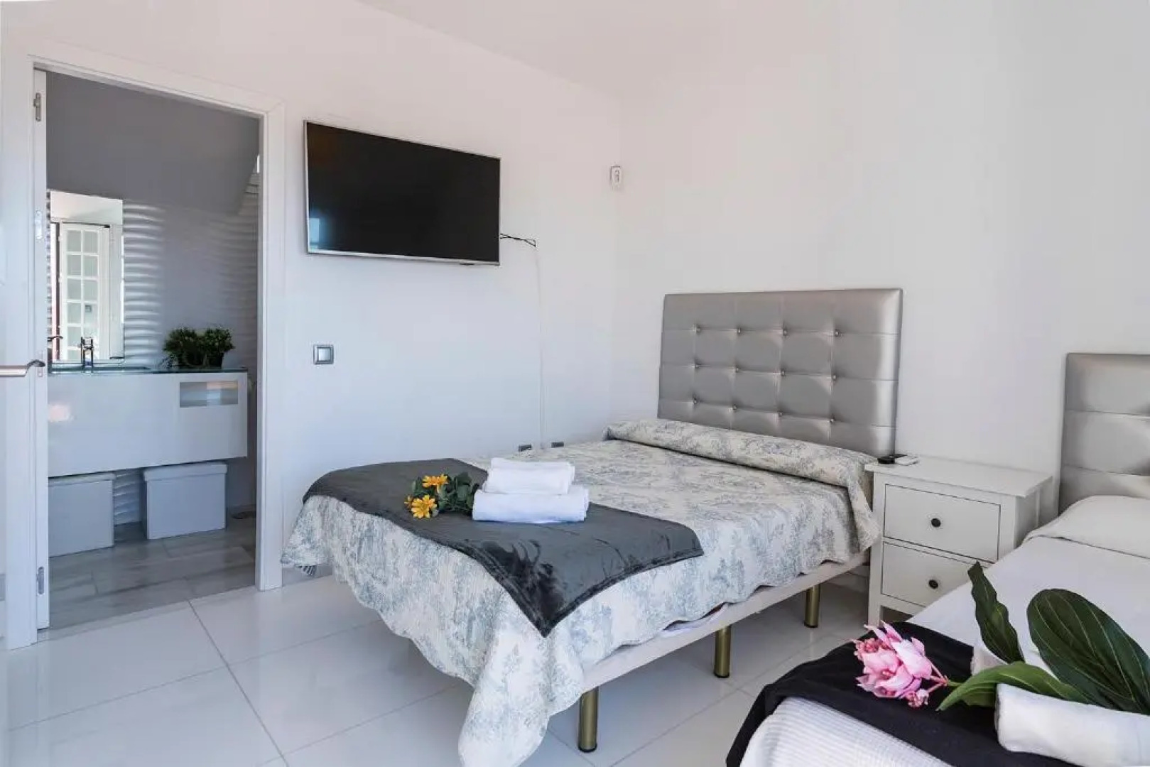 5 Rooms 4 Baños Acceso Playa 2 Free Parking