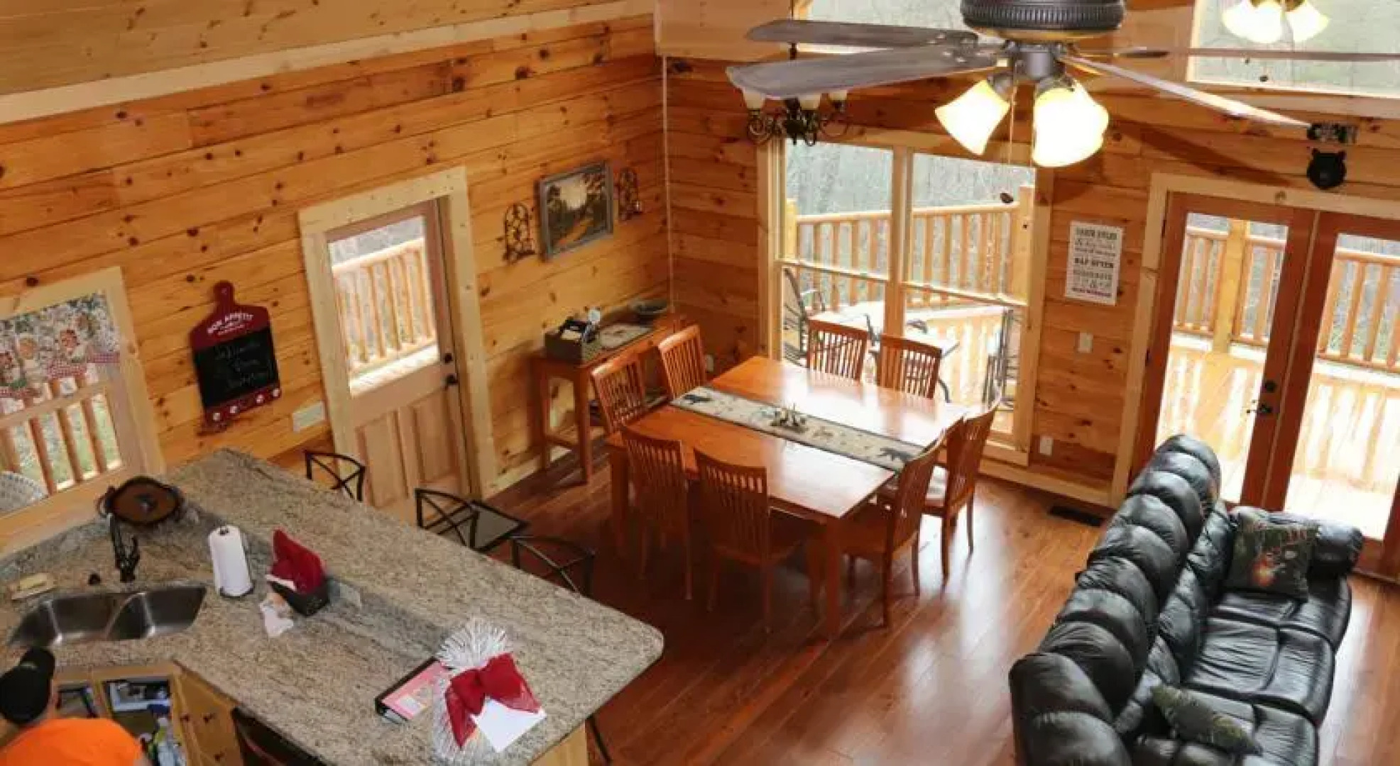 Holiday Home Let the Good Times Roll