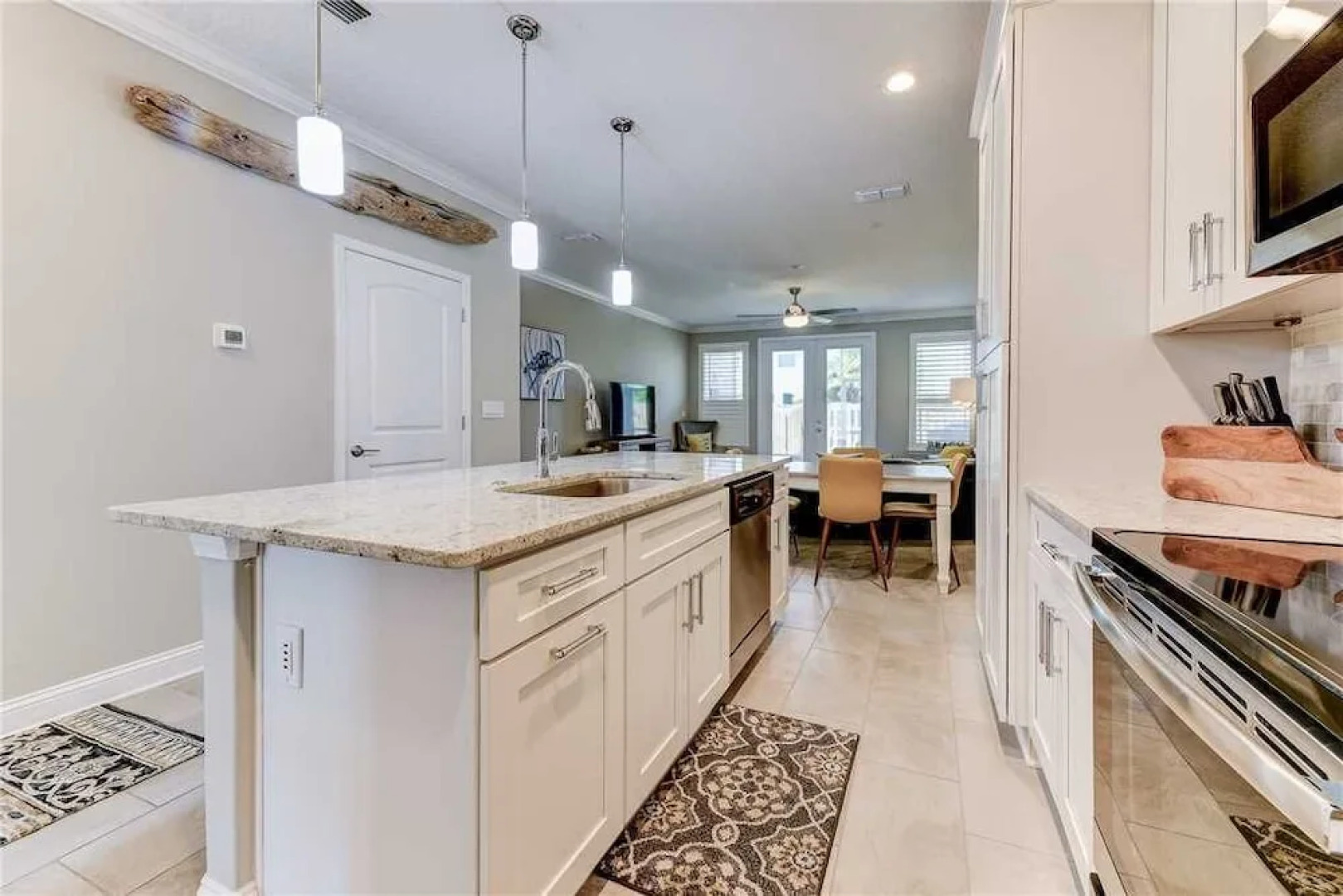 Beachykeen - Four Bedroom Home