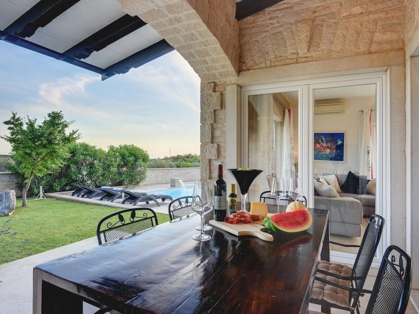 Beautiful Villa With Garden, Private Heated Pool, Whirlpool, Sauna, Near Rovinj