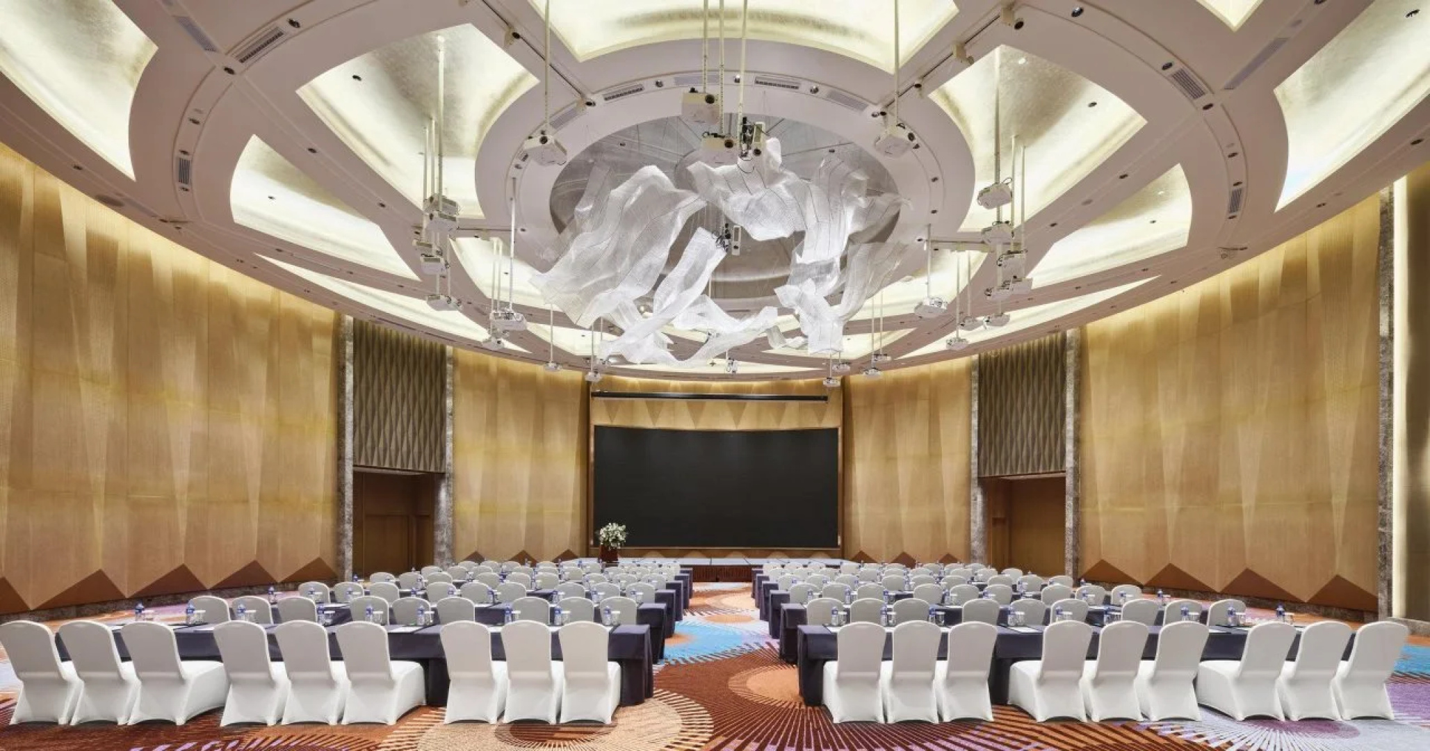 Holiday Inn Xining Hot-Spring by IHG