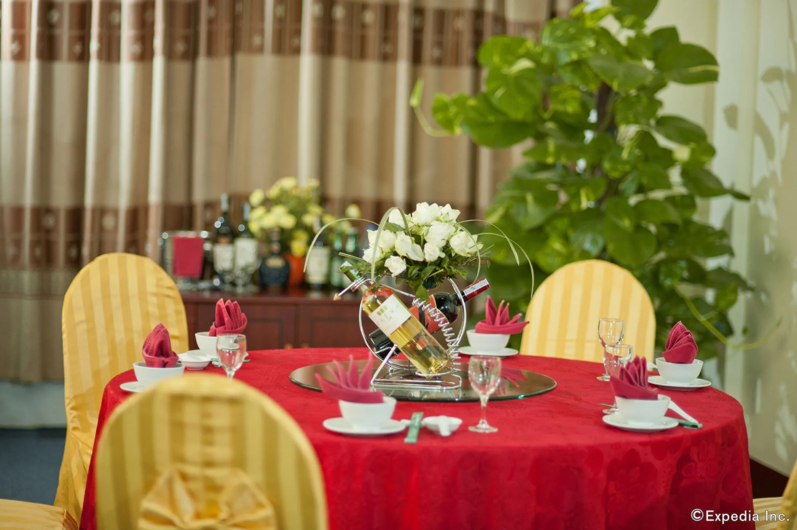 Muong Thanh Vinh Hotel