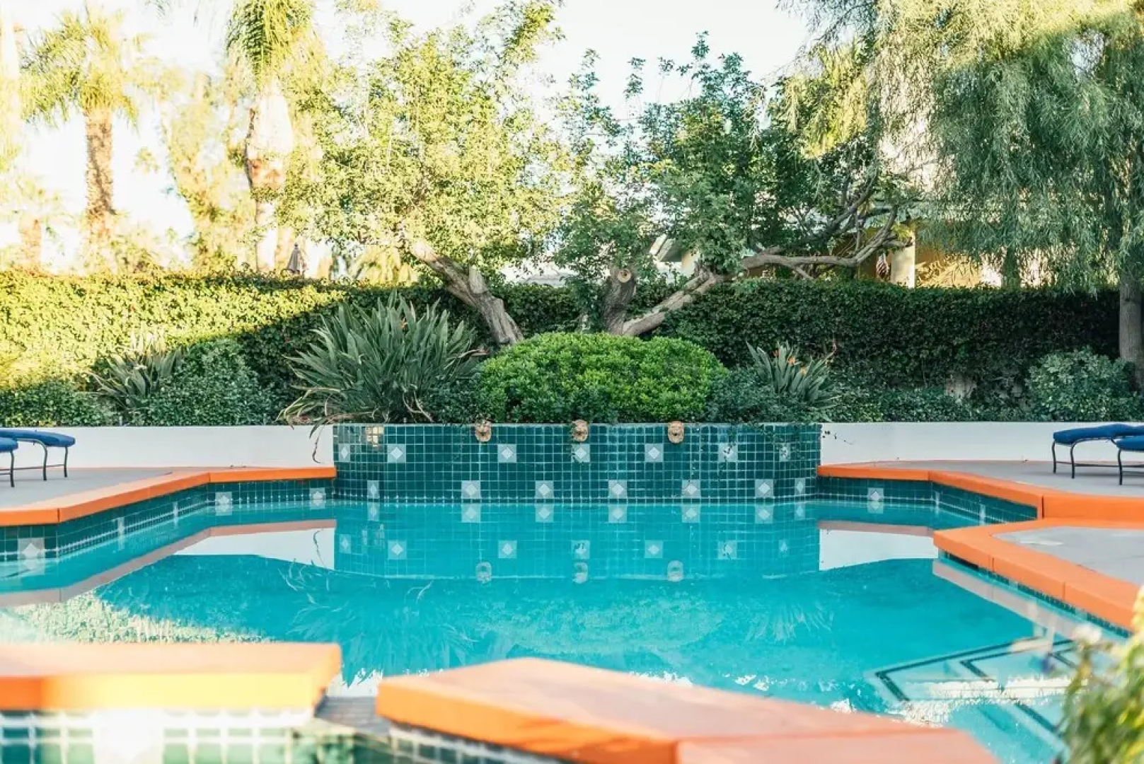 Fly With Me by AvantStay