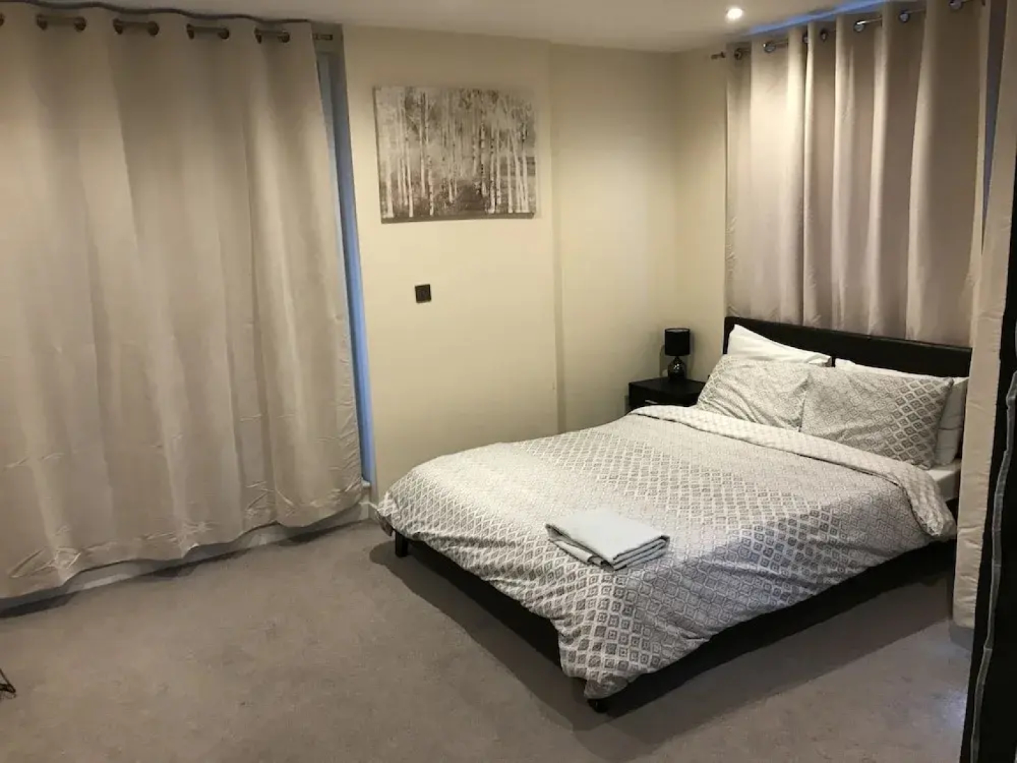 Chelmsford Service Apartment