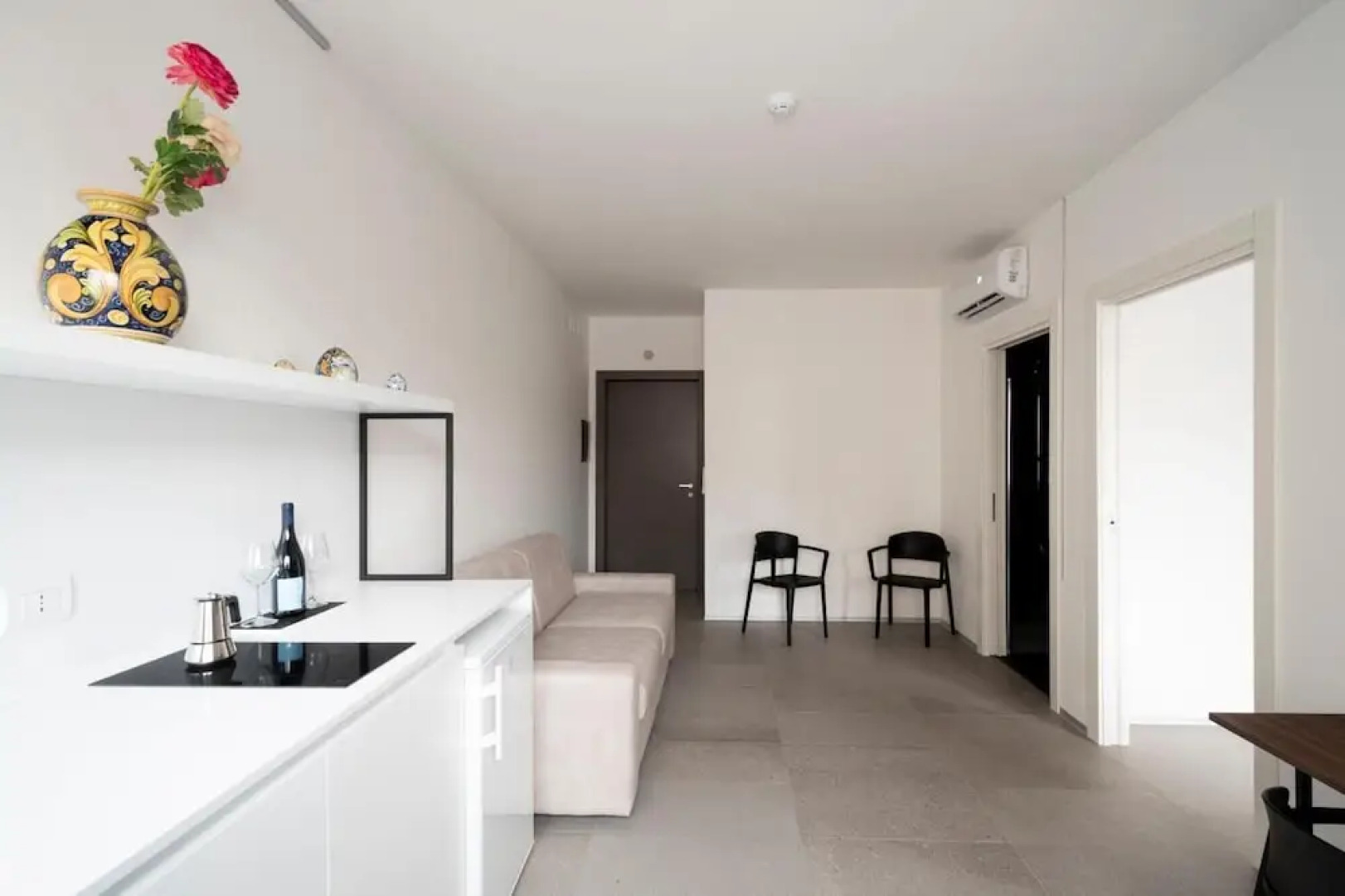 Alkamuri Posh Hotel Spa 103 Suite Superior