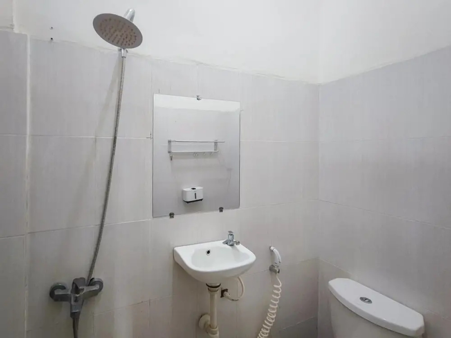 RedDoorz @ Tanakatto Homestay Waikabubak