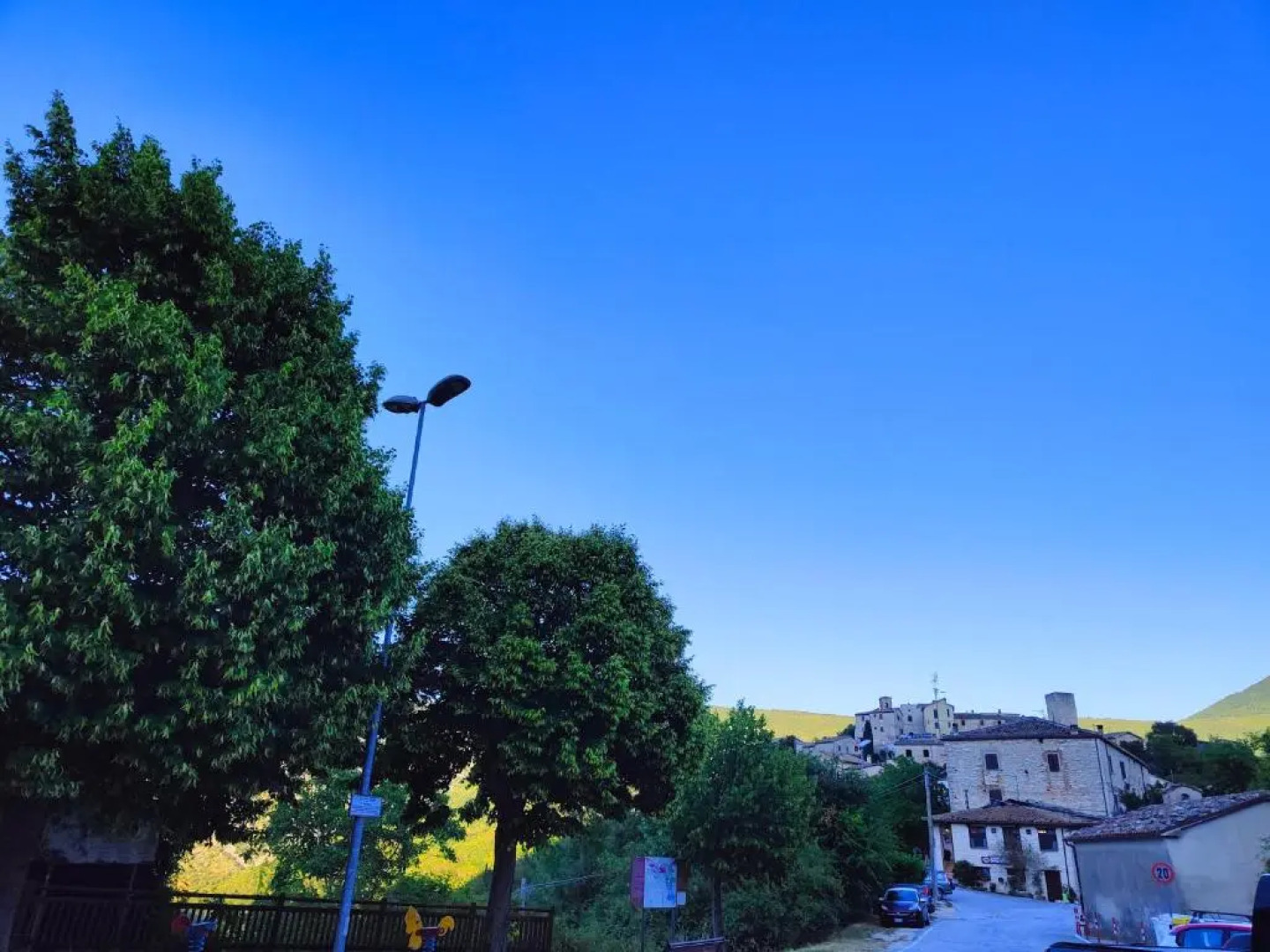 Il Bivacco Frasassi climbing house