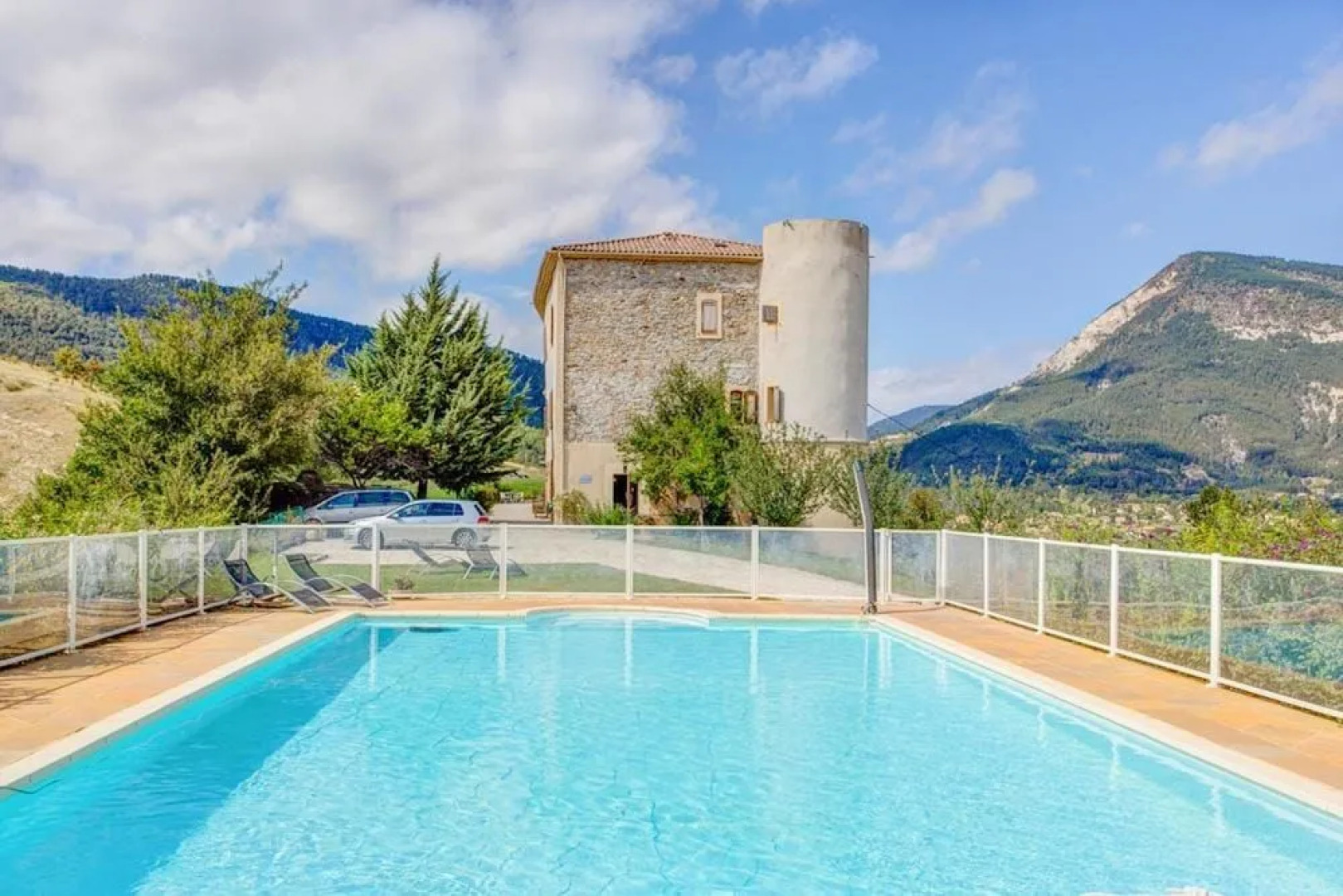 Chateau de Meouilles