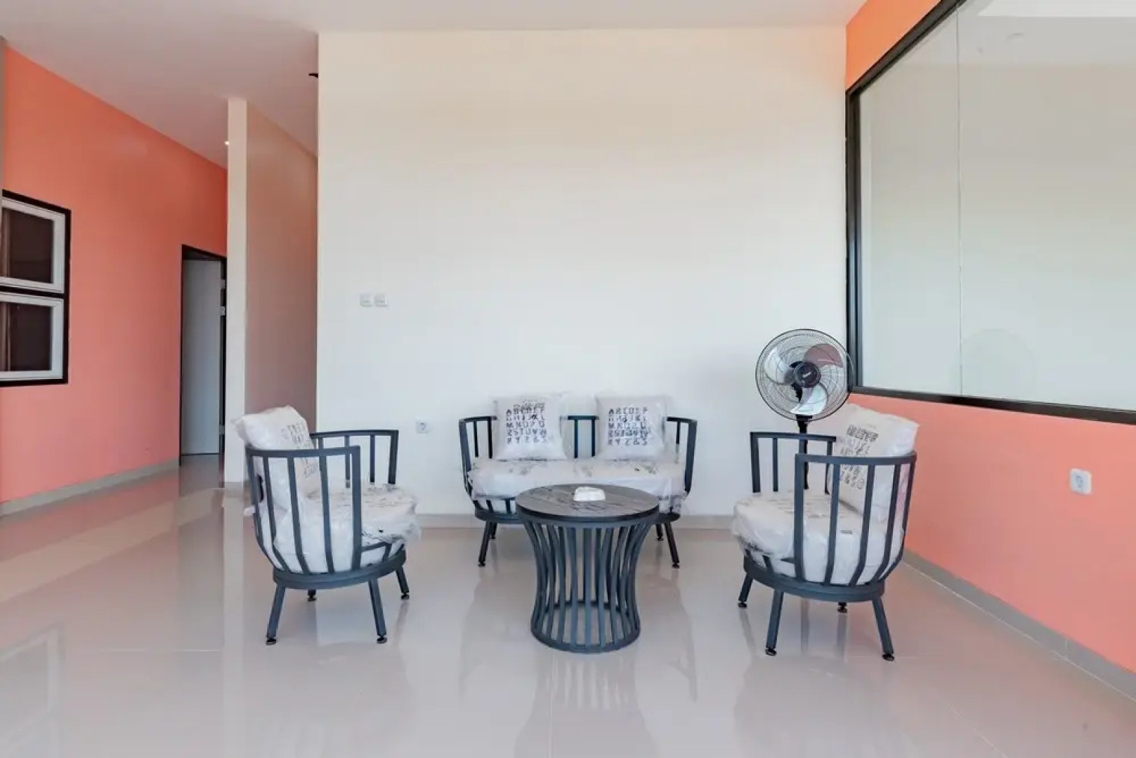 Sans Hotel Berau Square