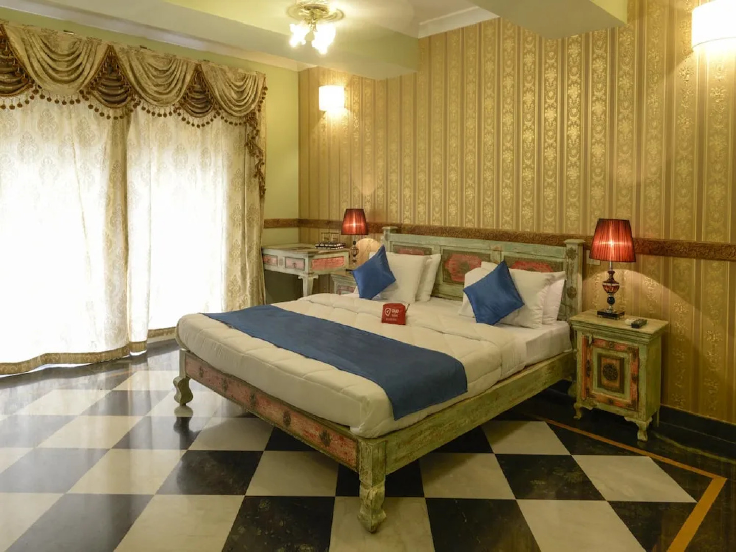 OYO 850 Hotel River Palace