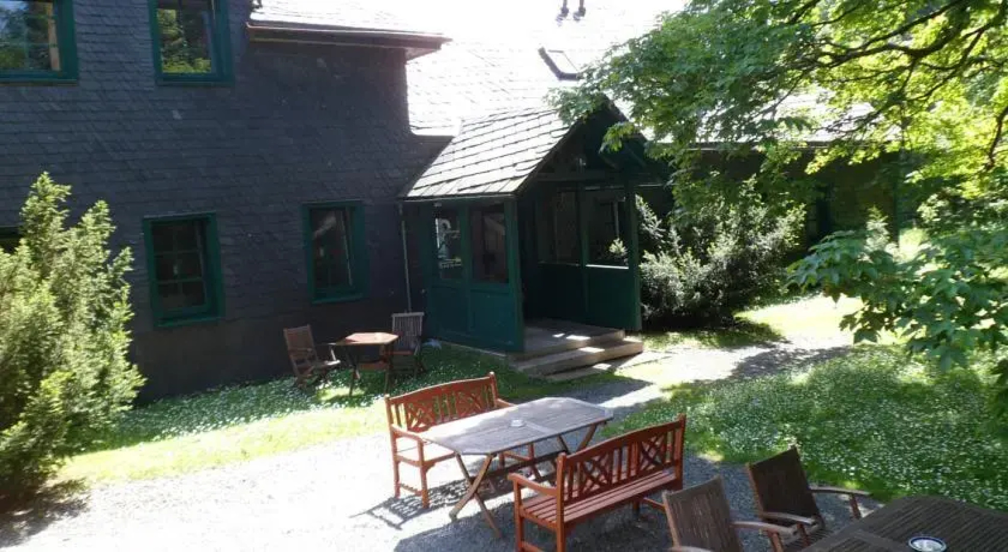 Berggasthof Brand - Finnhütten & Ferienhäuser Am Rennsteig