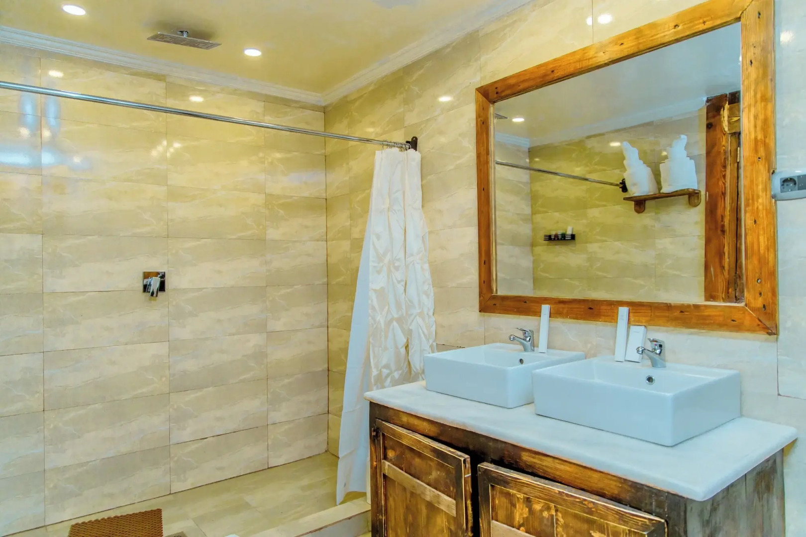 Kuriftu Resort & Spa Bishoftu