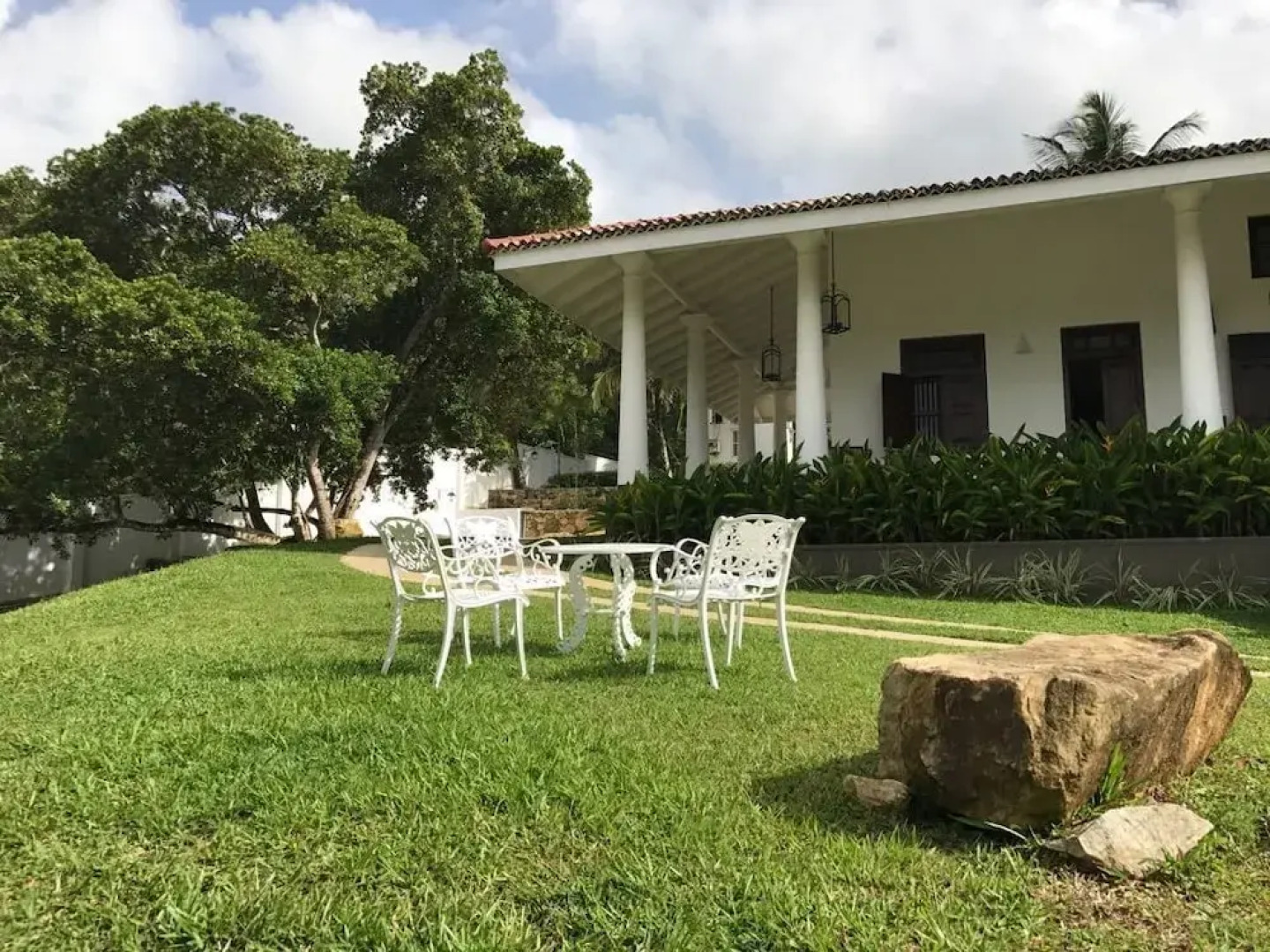 Thompson Manor - A Luxury Villa in Galle