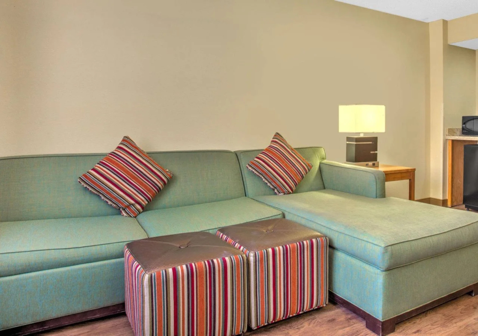 Slackline Moab, Outset Collection by Hilton