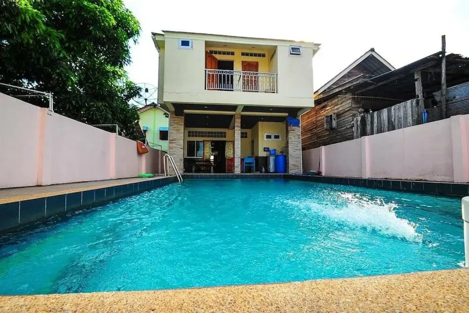 Lenoi Buri Homestay