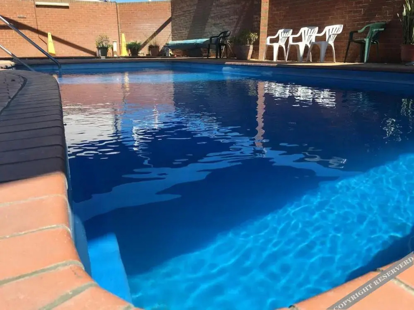 The Phoenix Artesian Spa Resort and Accommodation