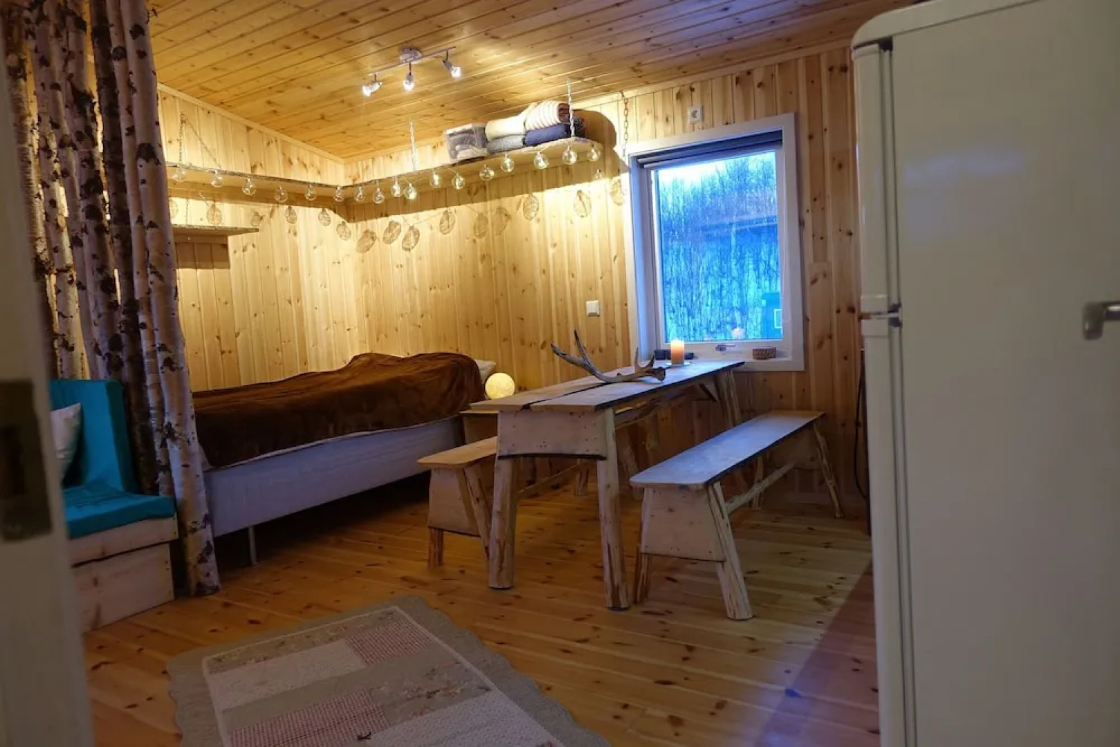 Wild Caribou Wilderness Cabin