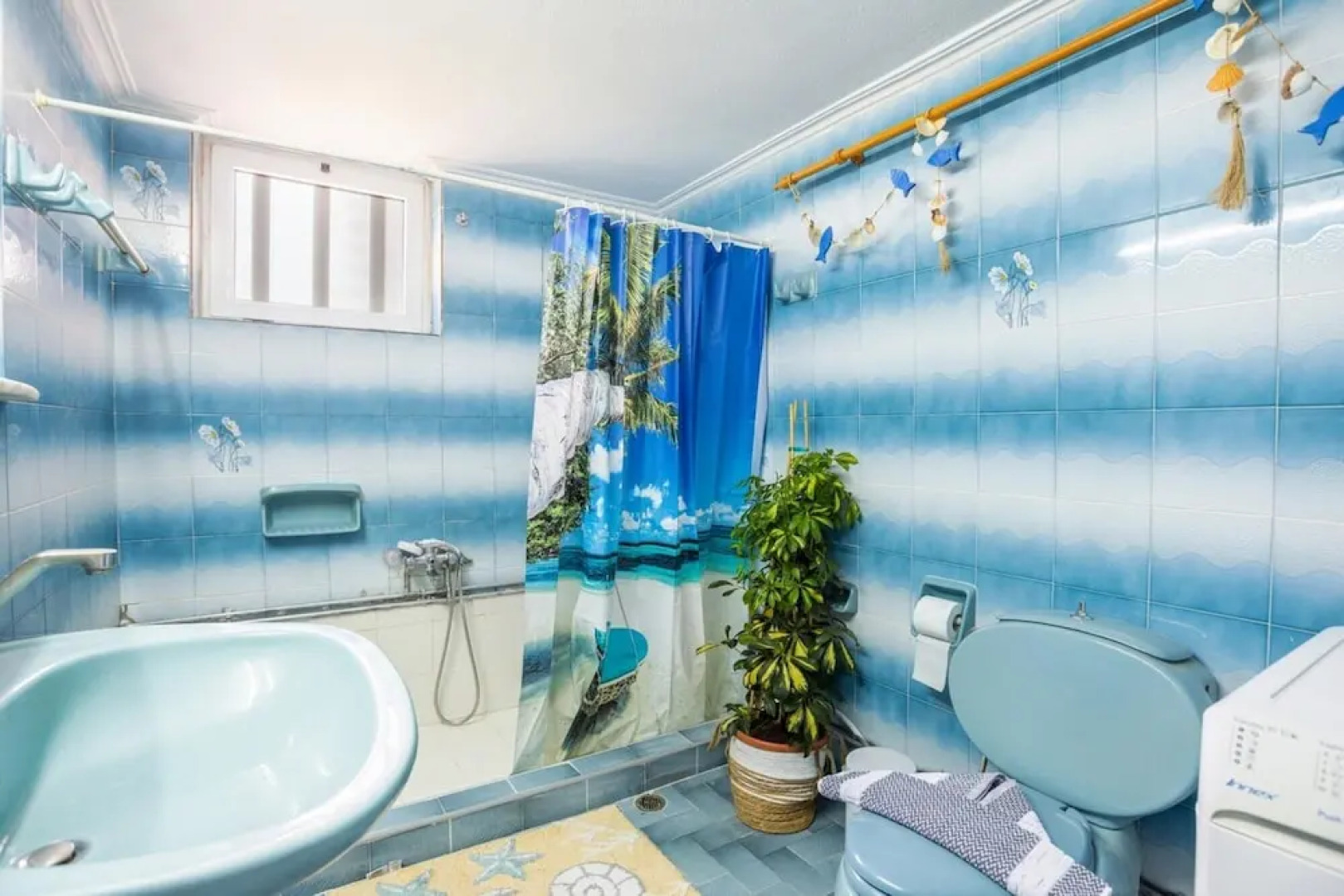 Ortansia House Near the Sea