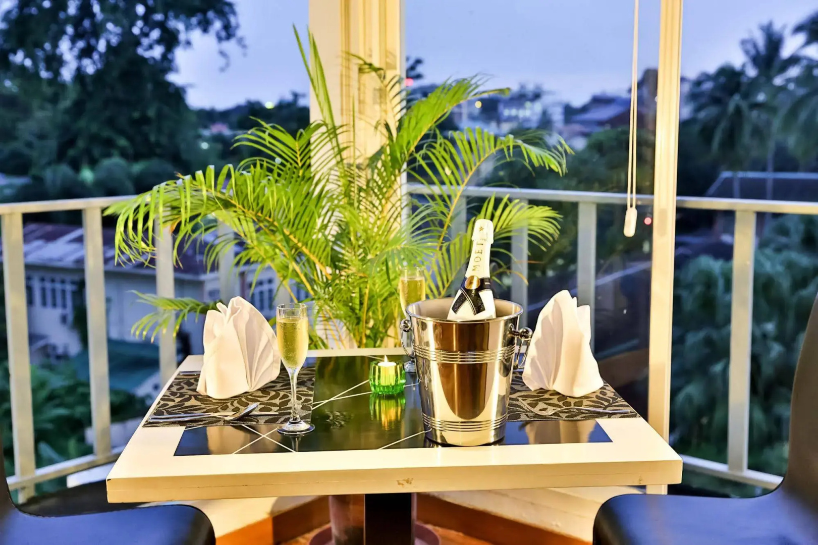 Sky View Hotel Yangon