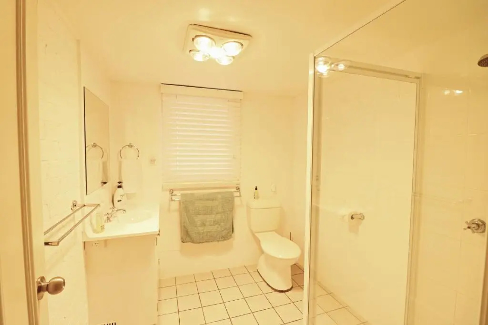 Jodi's Beach Retreat Eden