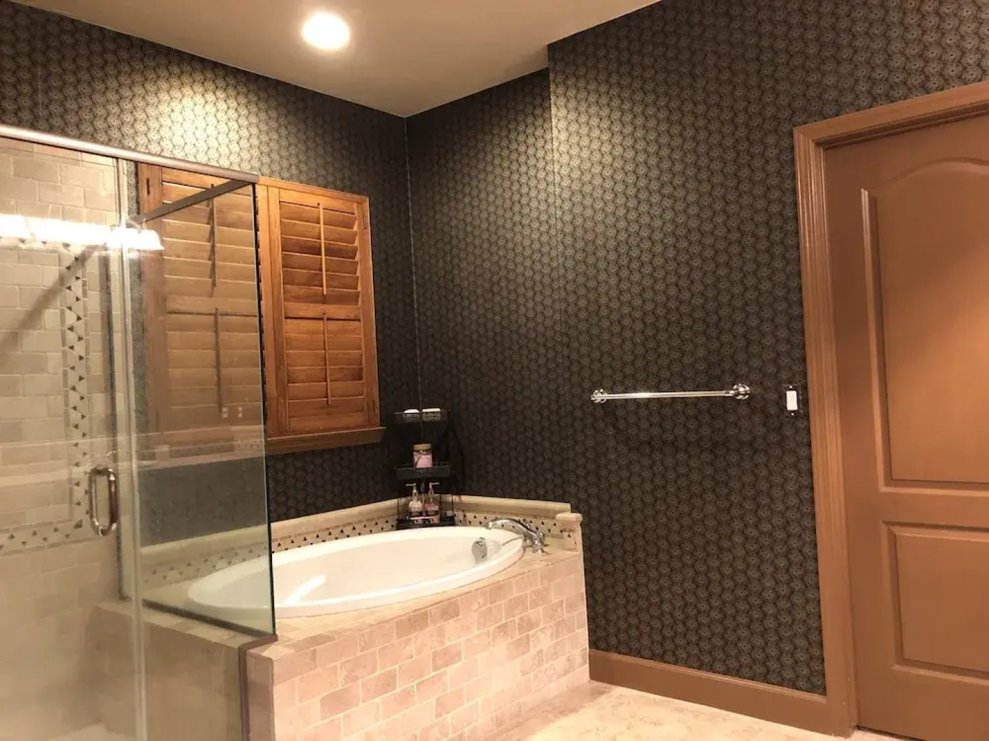 Luxury Custom Home in Oakdale Parkview