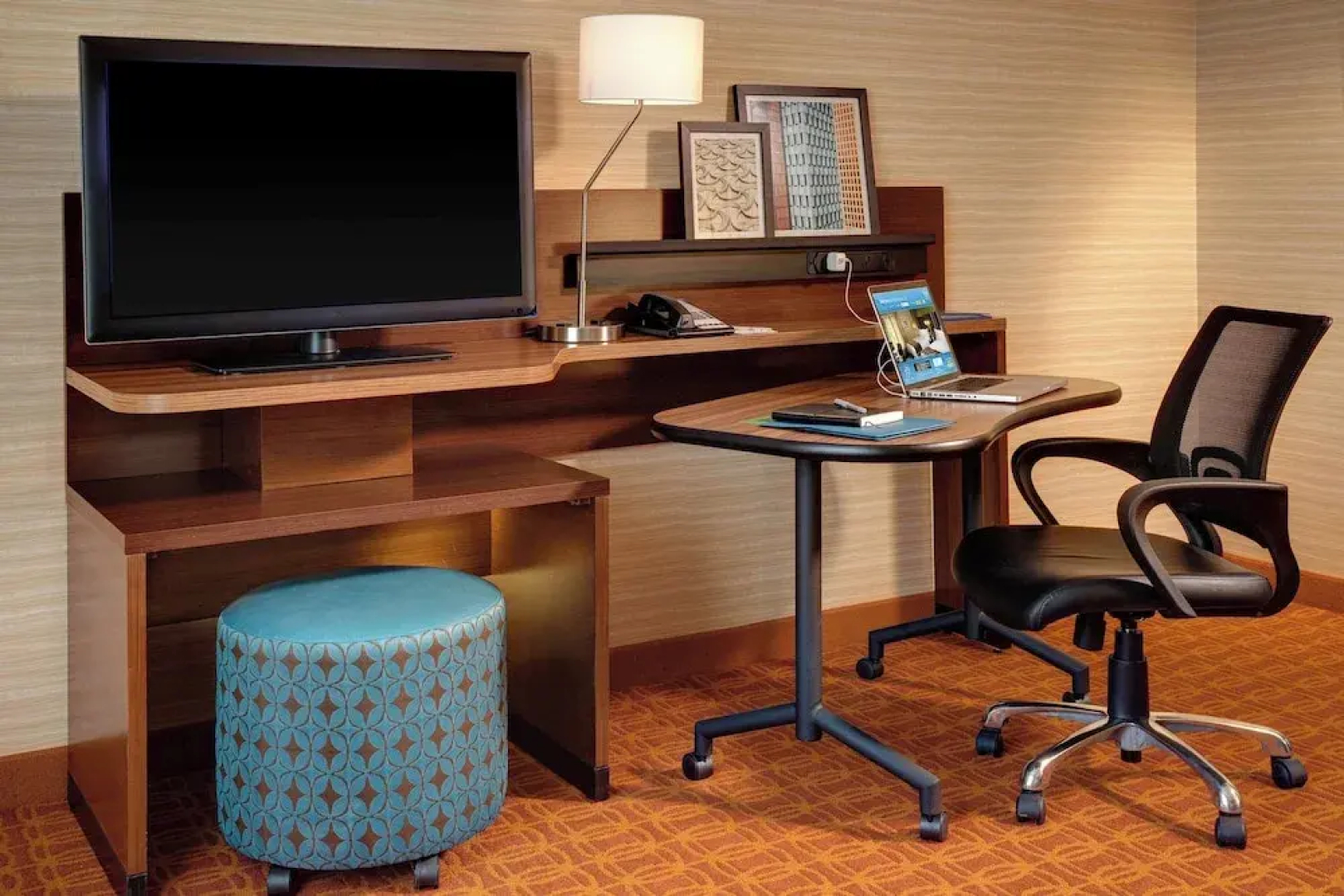 Holiday Inn Hotel East Hartford