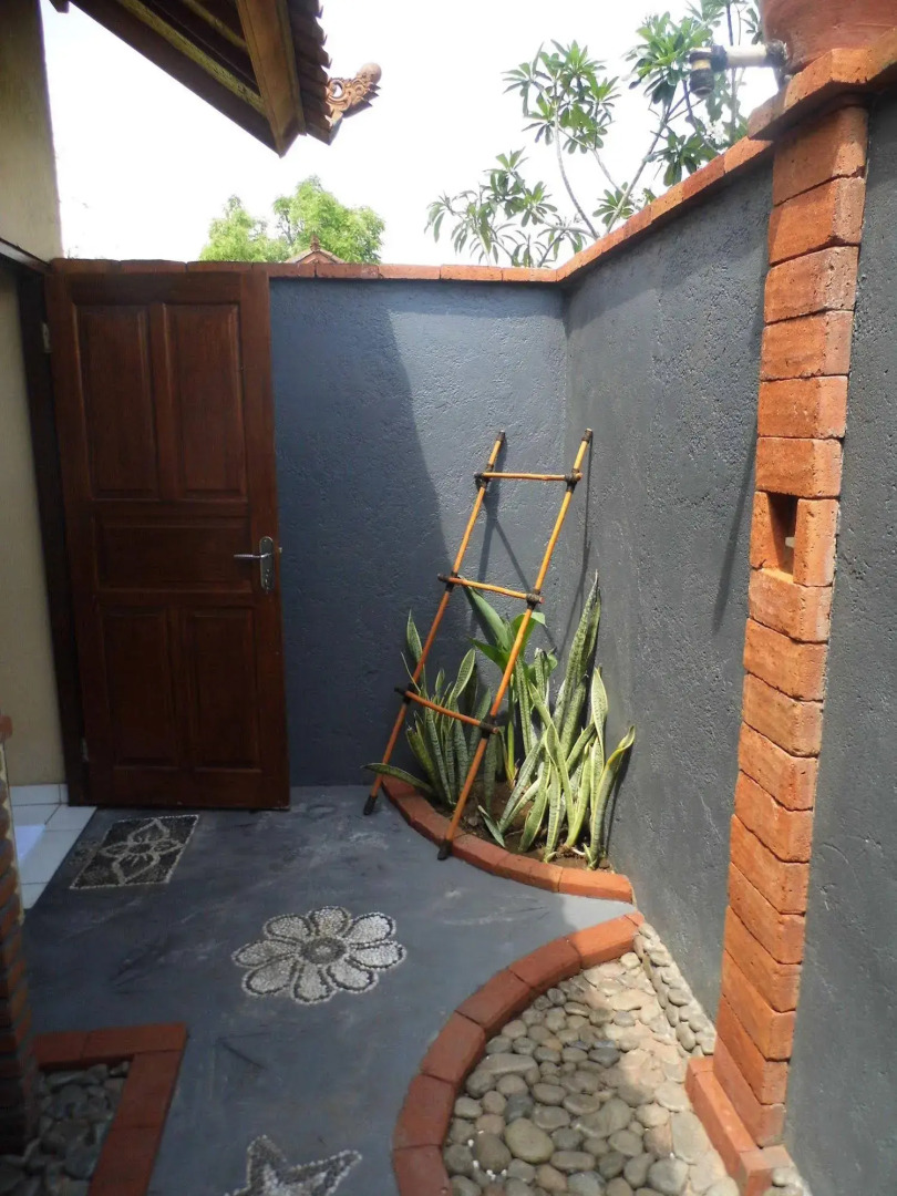 White Sandy Beach Menjangan