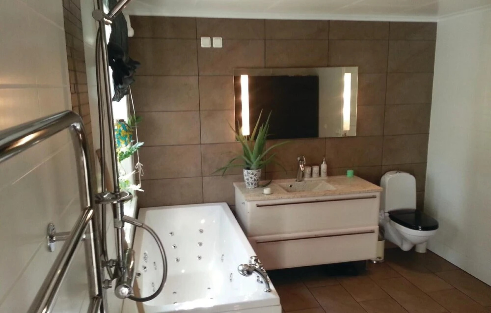 Beautiful Home in Kopparberg With 3 Bedrooms and Wifi