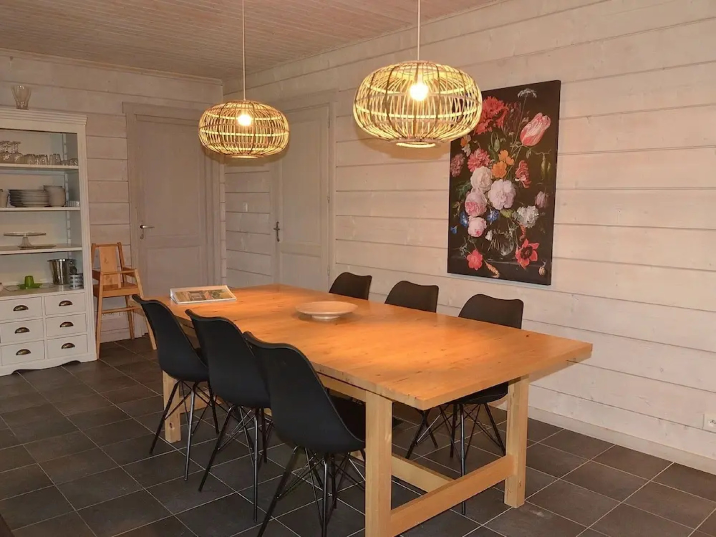 Luxury Villa With Heated Pool and Tennis Court