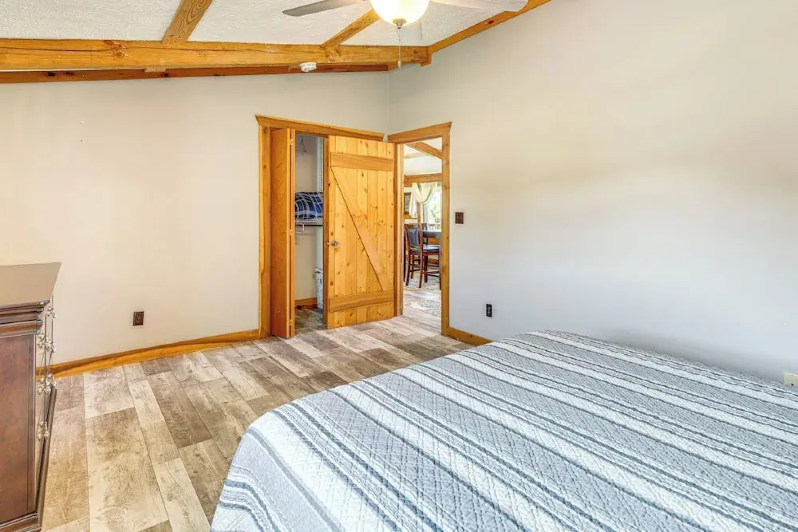 Rogersville Barn Apartment on 27 Acres w/ Pond!