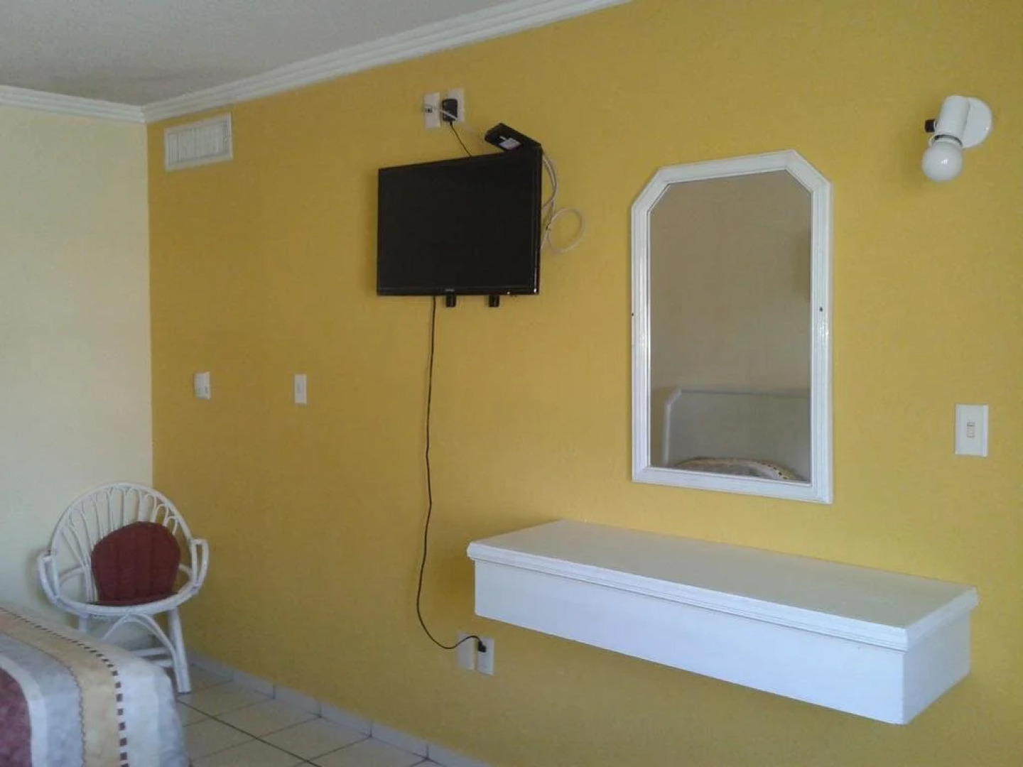 Hotel Paraiso Suites