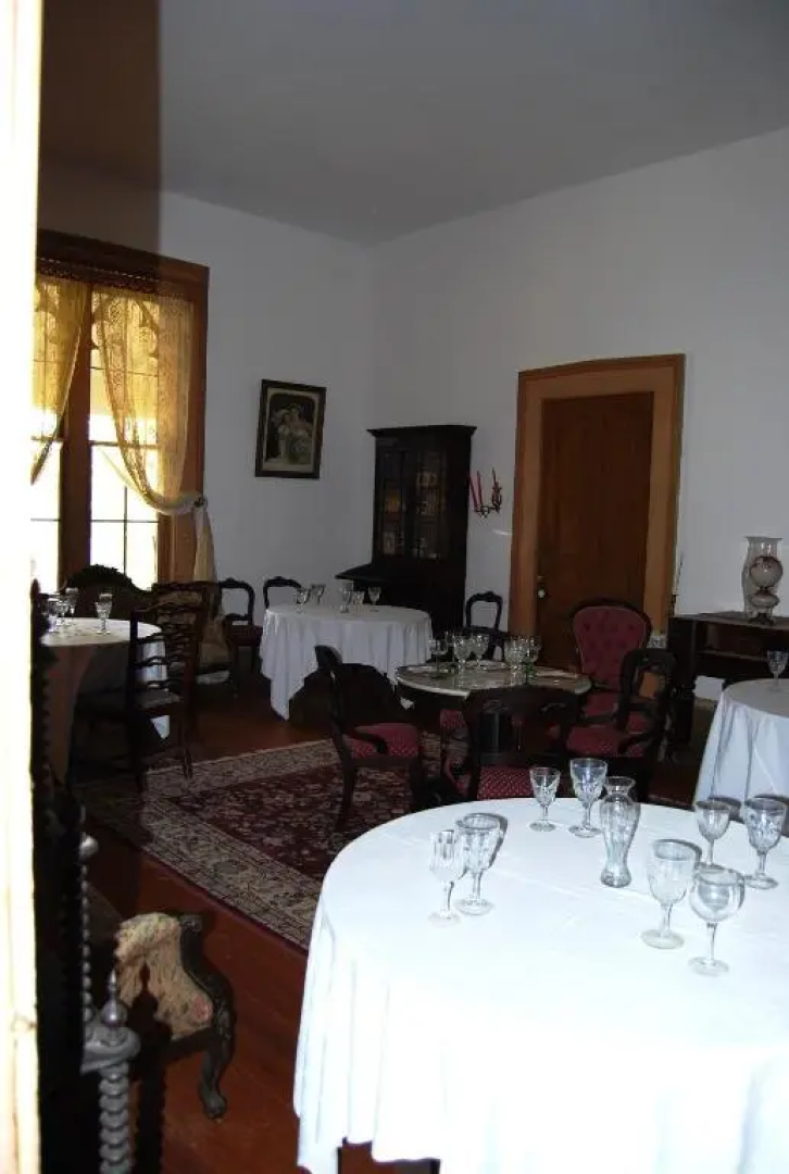 Glenfield Plantation Historic B&B