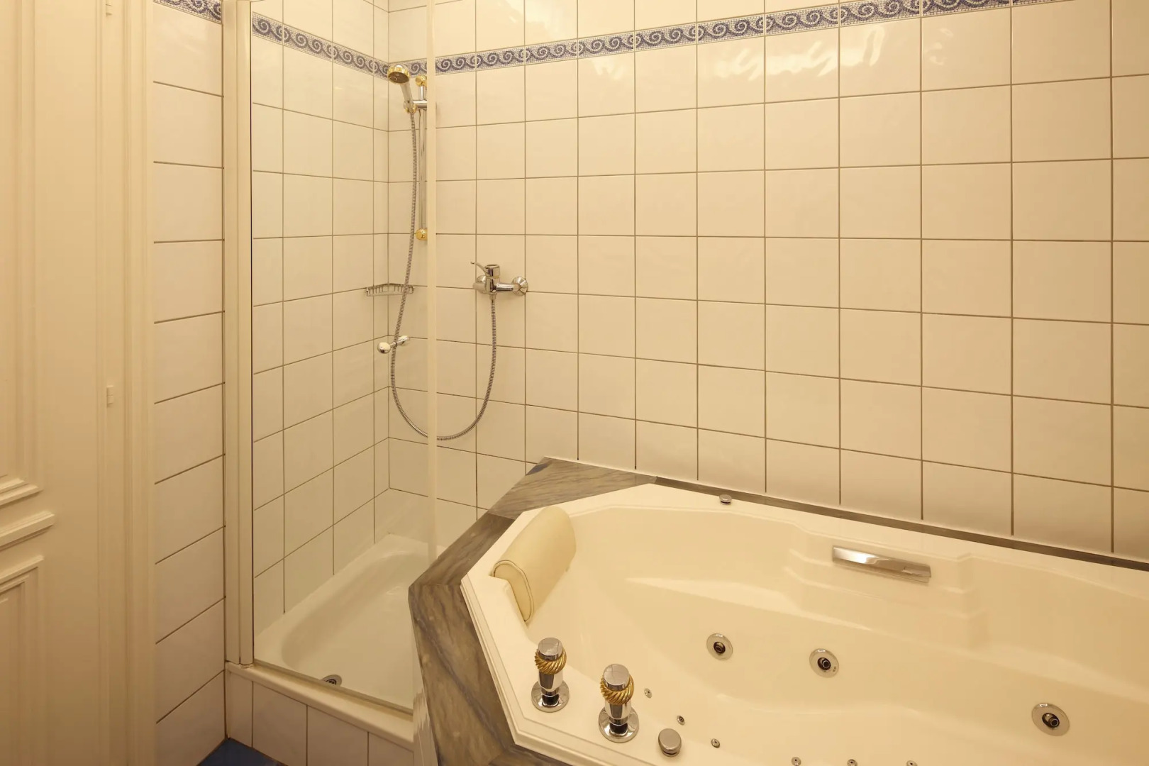 Domaine De Chateauvieux