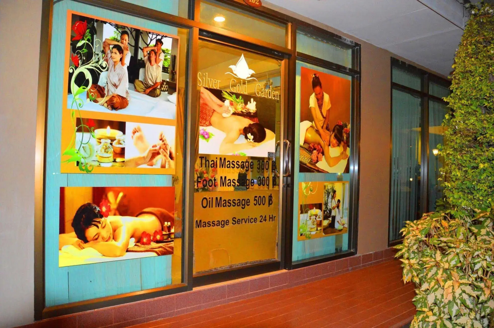 Silver Gold Garden Suvarnabhumi Airport Hotel