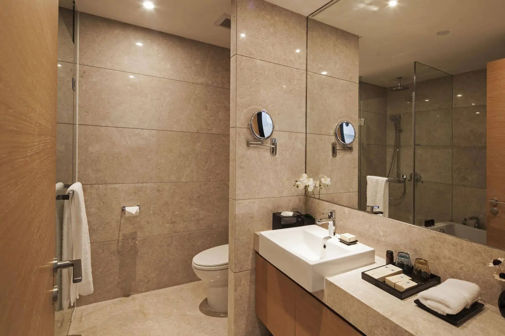 Qingdao Majesty Mansion Hotel