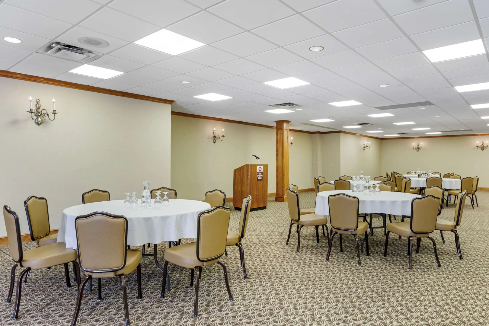 Best Western Plus Dutch Haus Inn and Suites