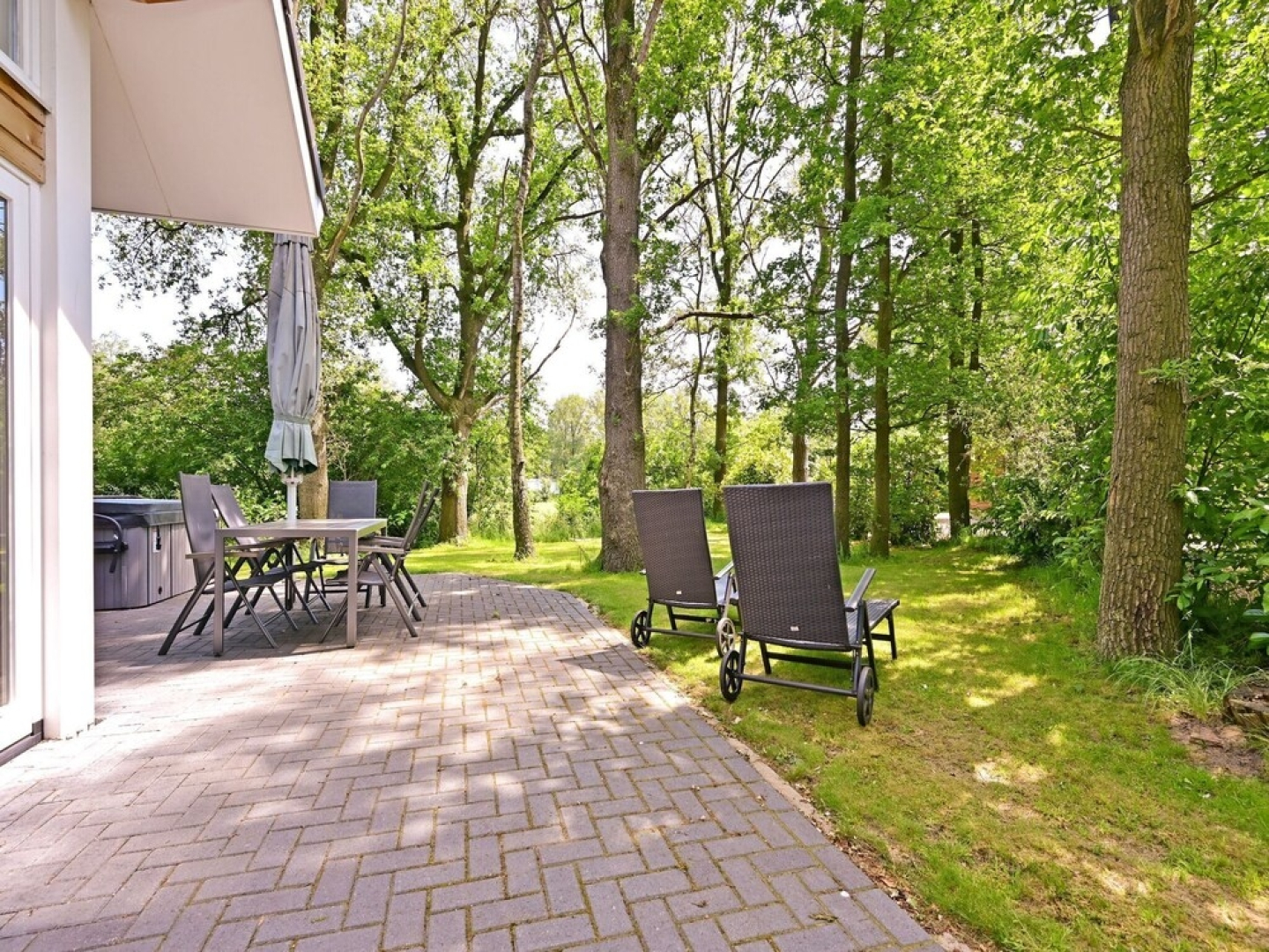 Holiday Home in Reutum With Sauna
