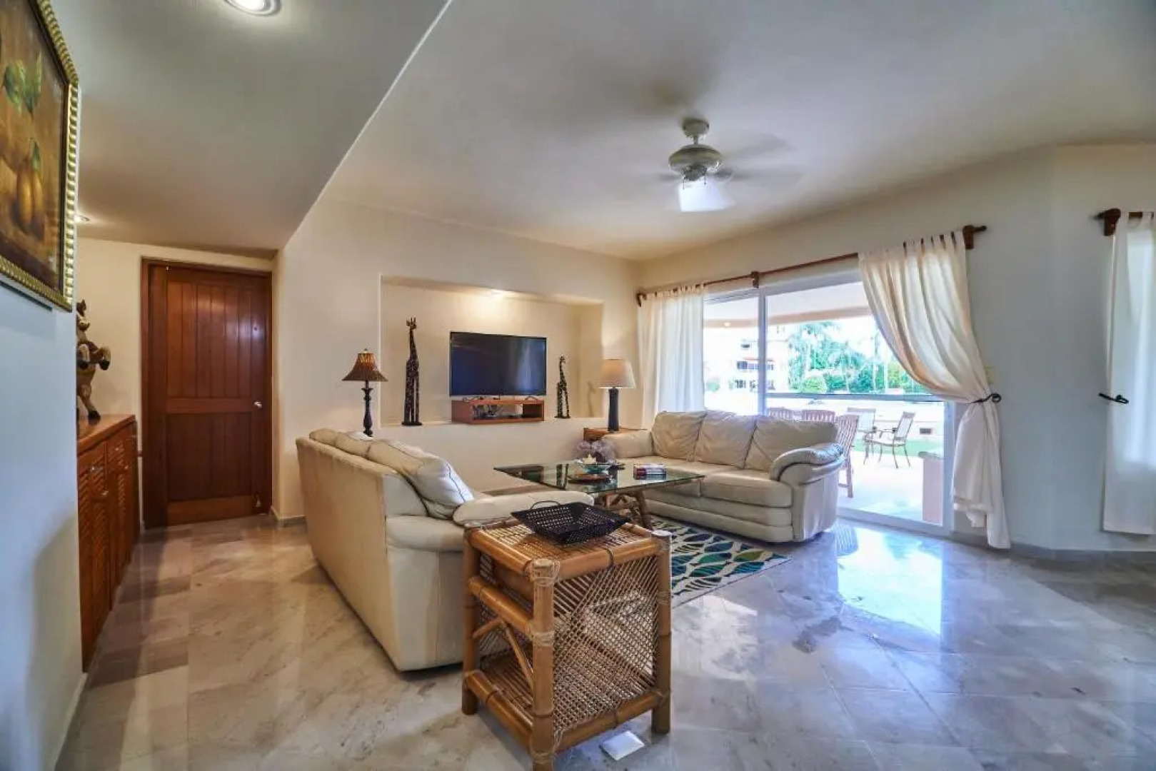 Caribbean Chic Apartment Beachfront Complex Marvelous Pool Gardens Private Terrace