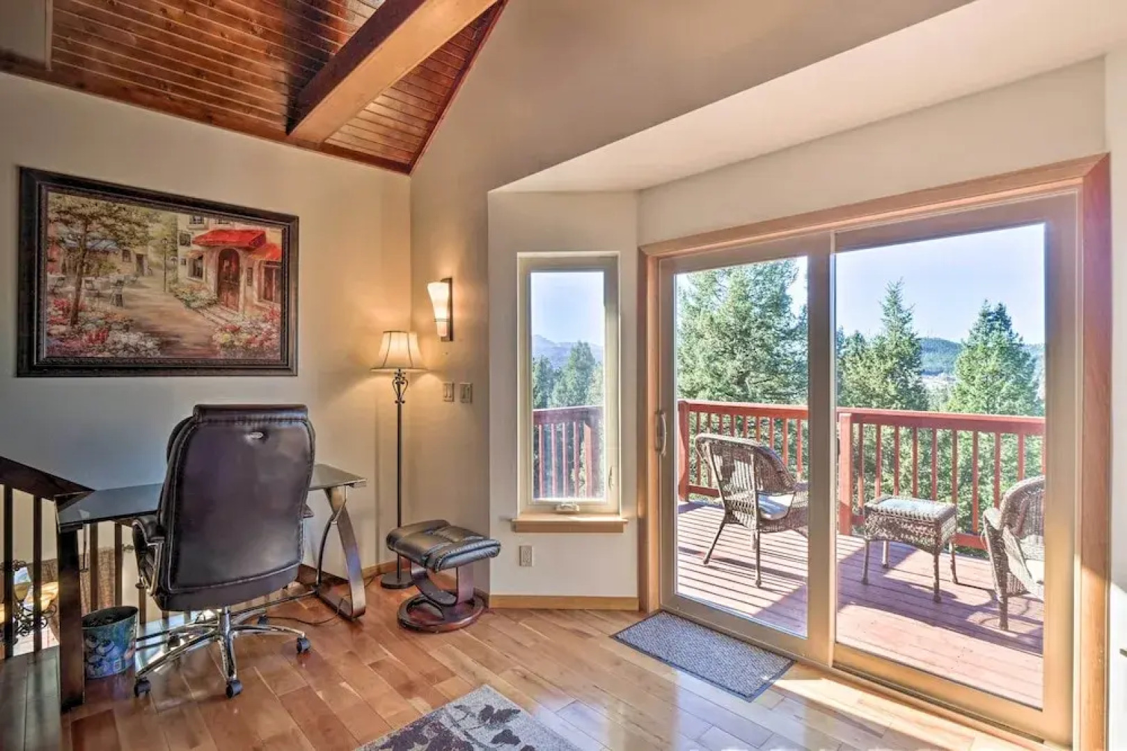 Expansive Mountain Retreat w/ Views of Pikes Peak!