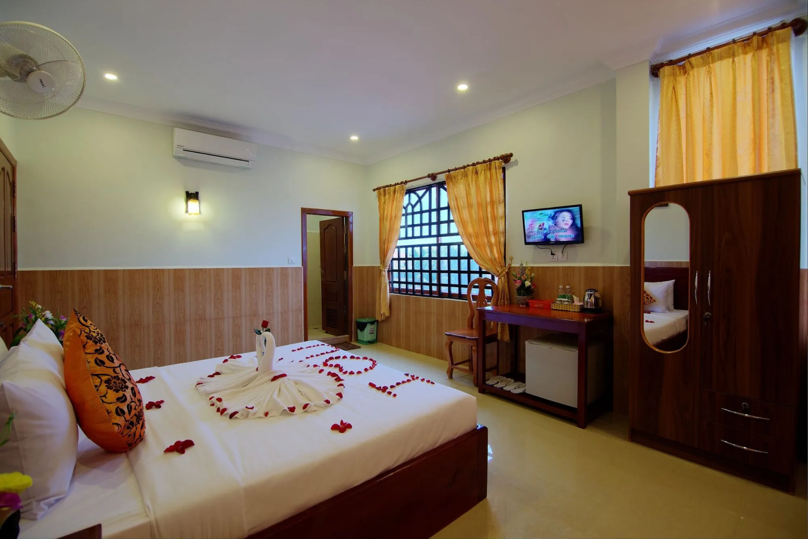 Kirin Marry Angkor Villa