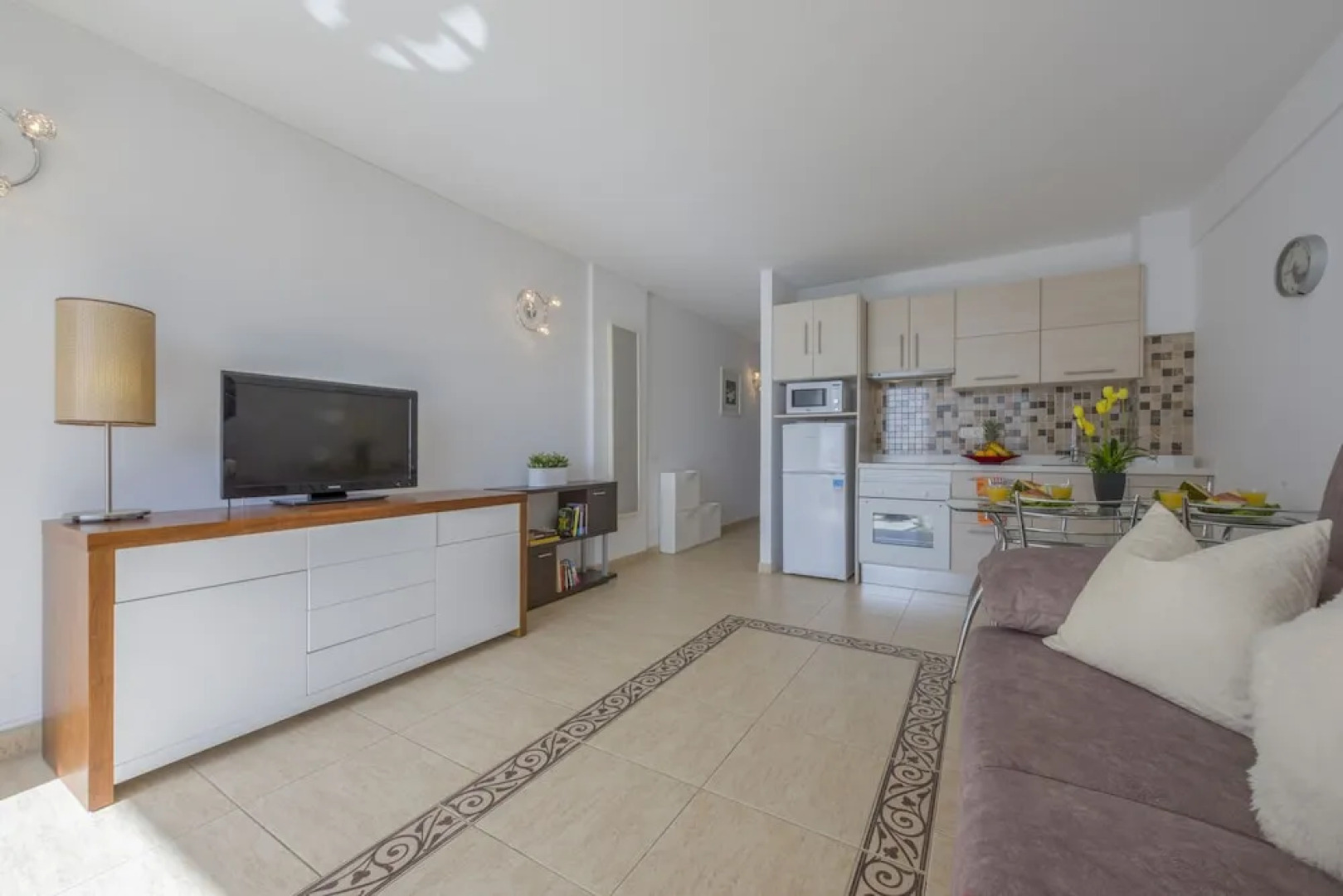 307 Bright Apartment, Sea View, WiFi, Air Conditioning