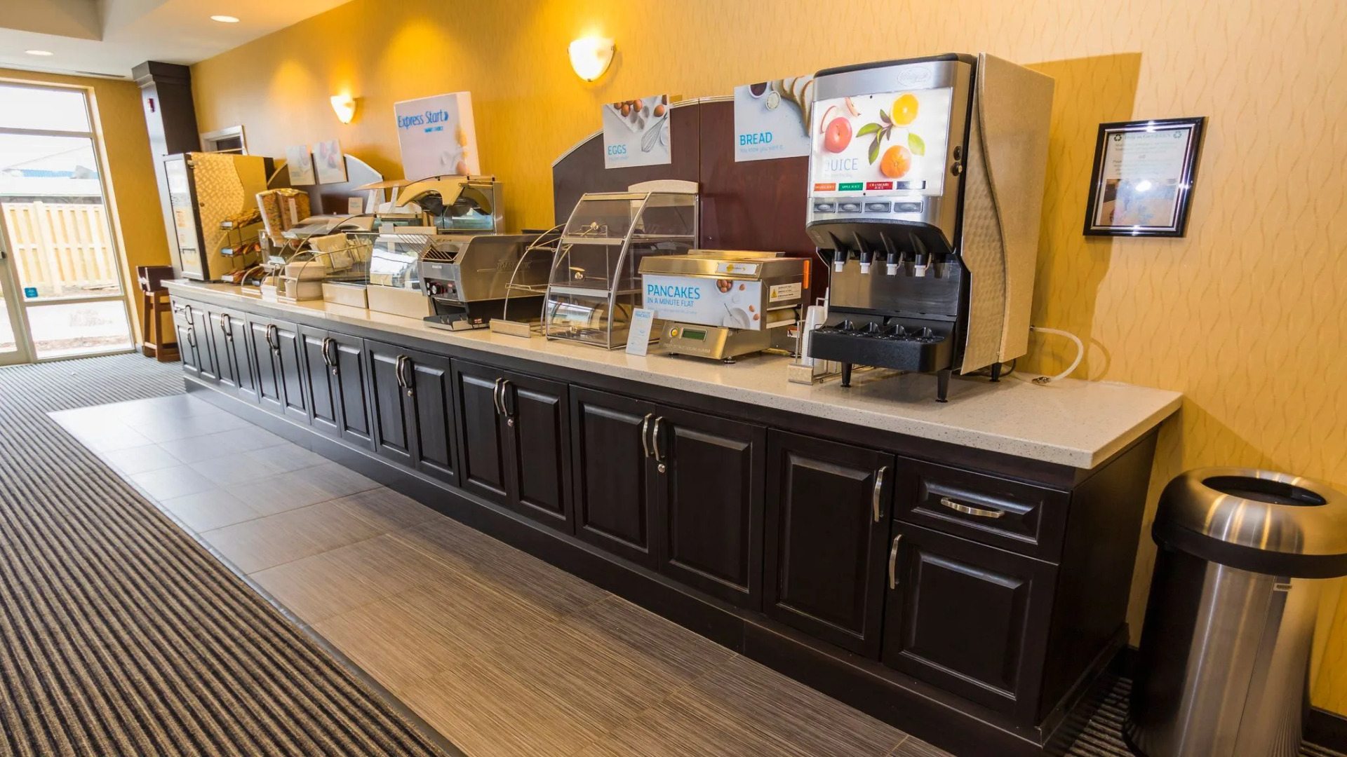 Holiday Inn Express & Suites Thunder Bay by IHG