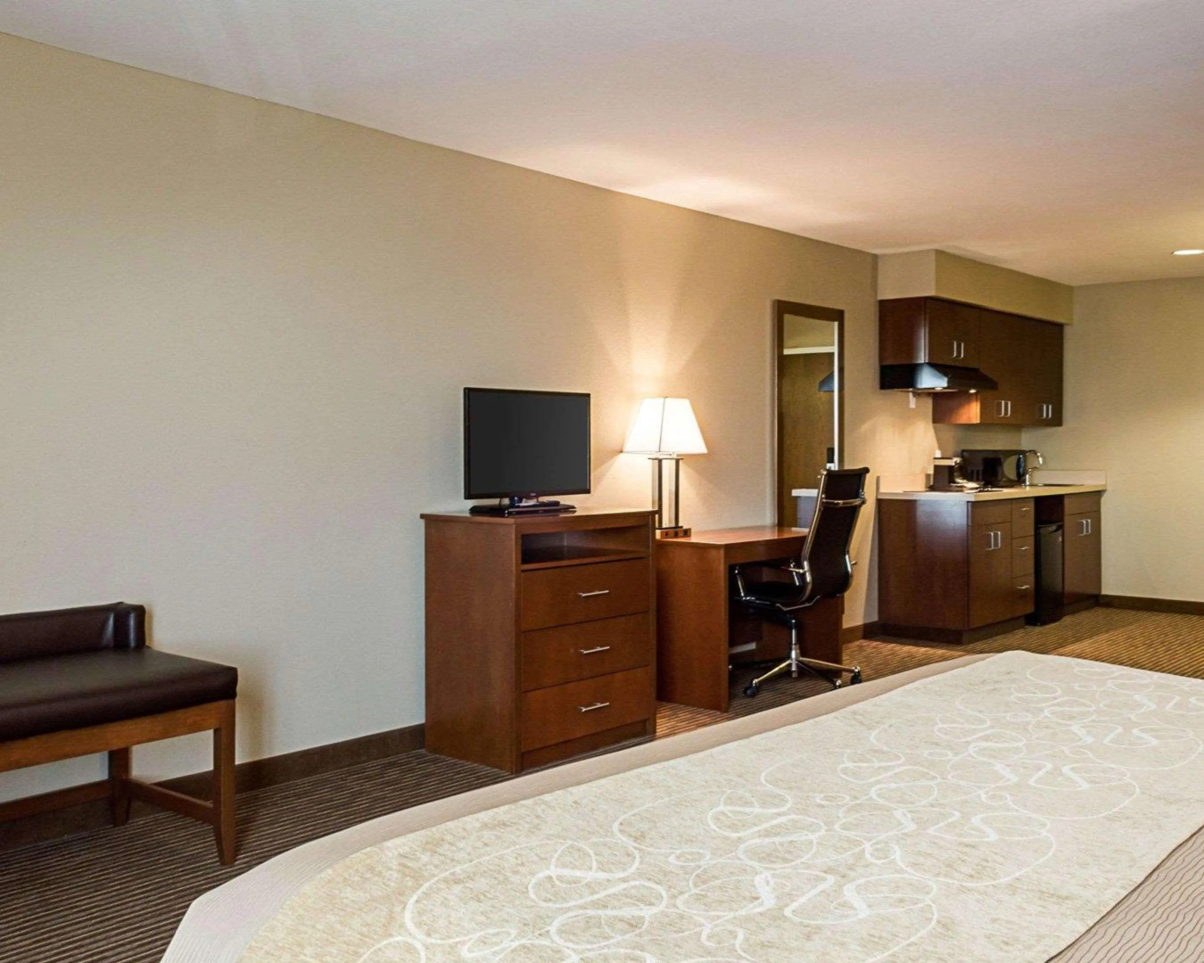 Comfort Inn & Suites Watford City