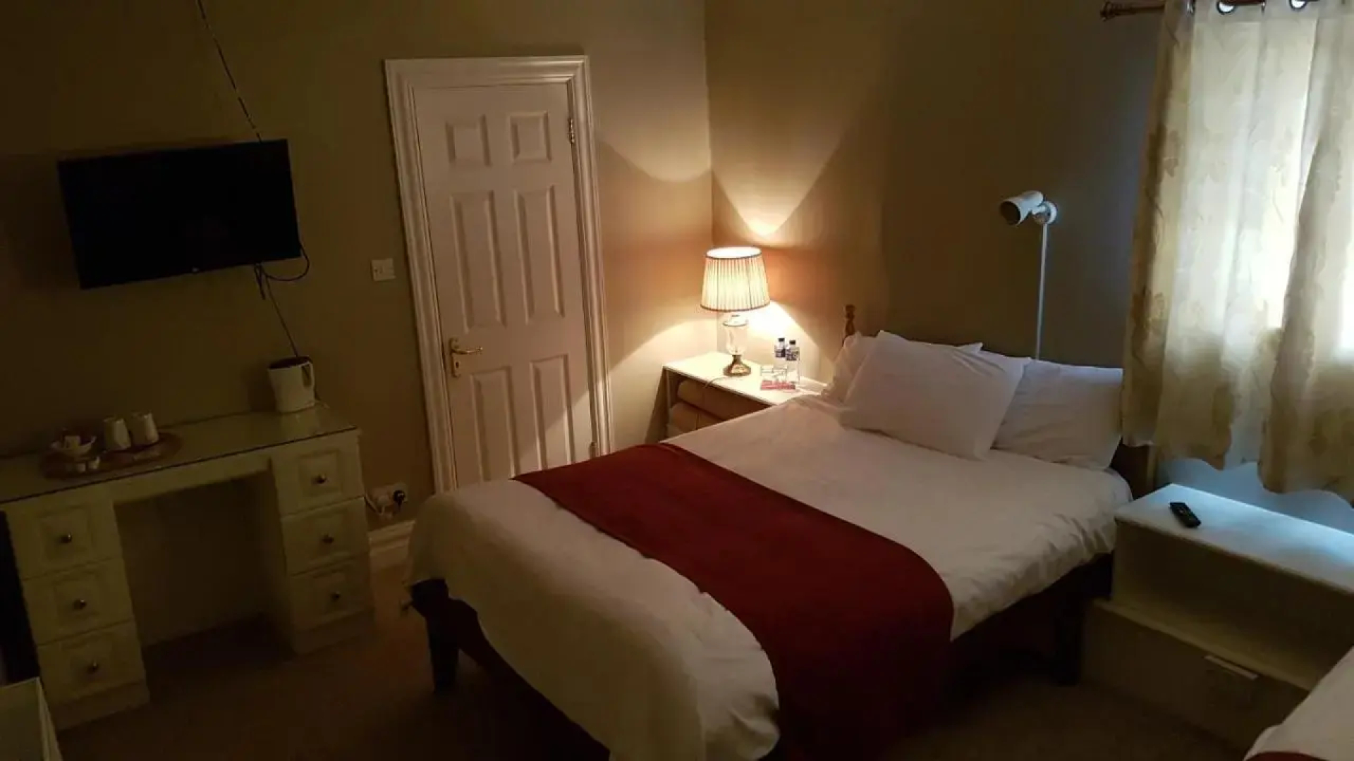 The Bounty Bar Guesthouse