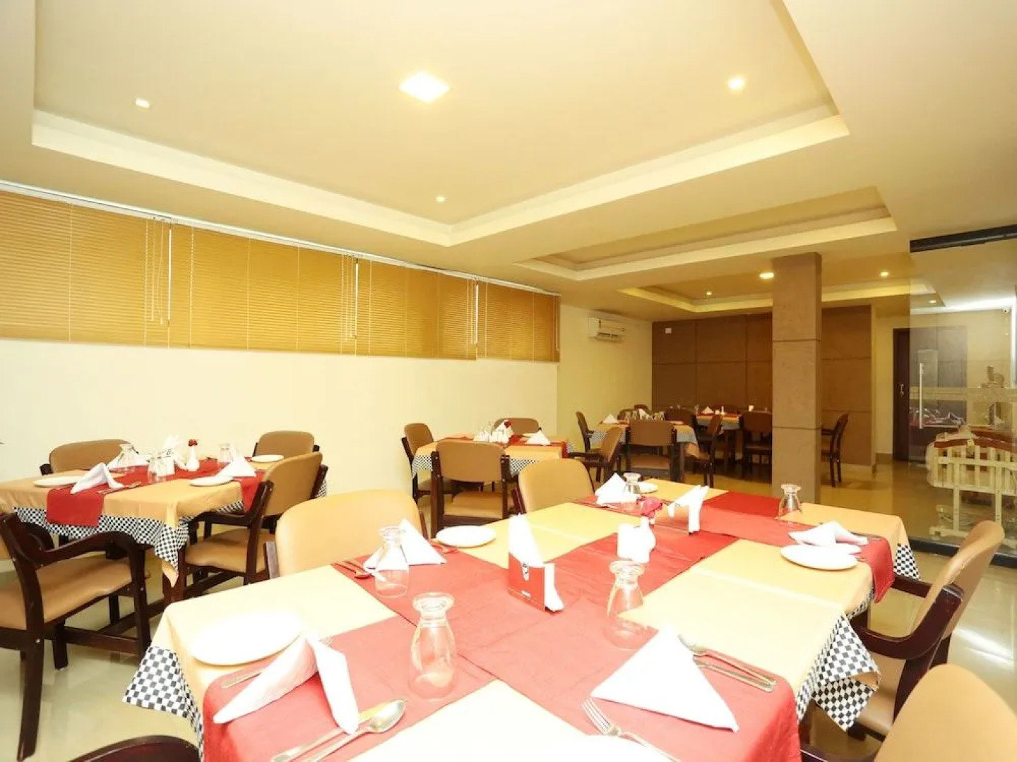 OYO 16812 Hotel Padippurayil