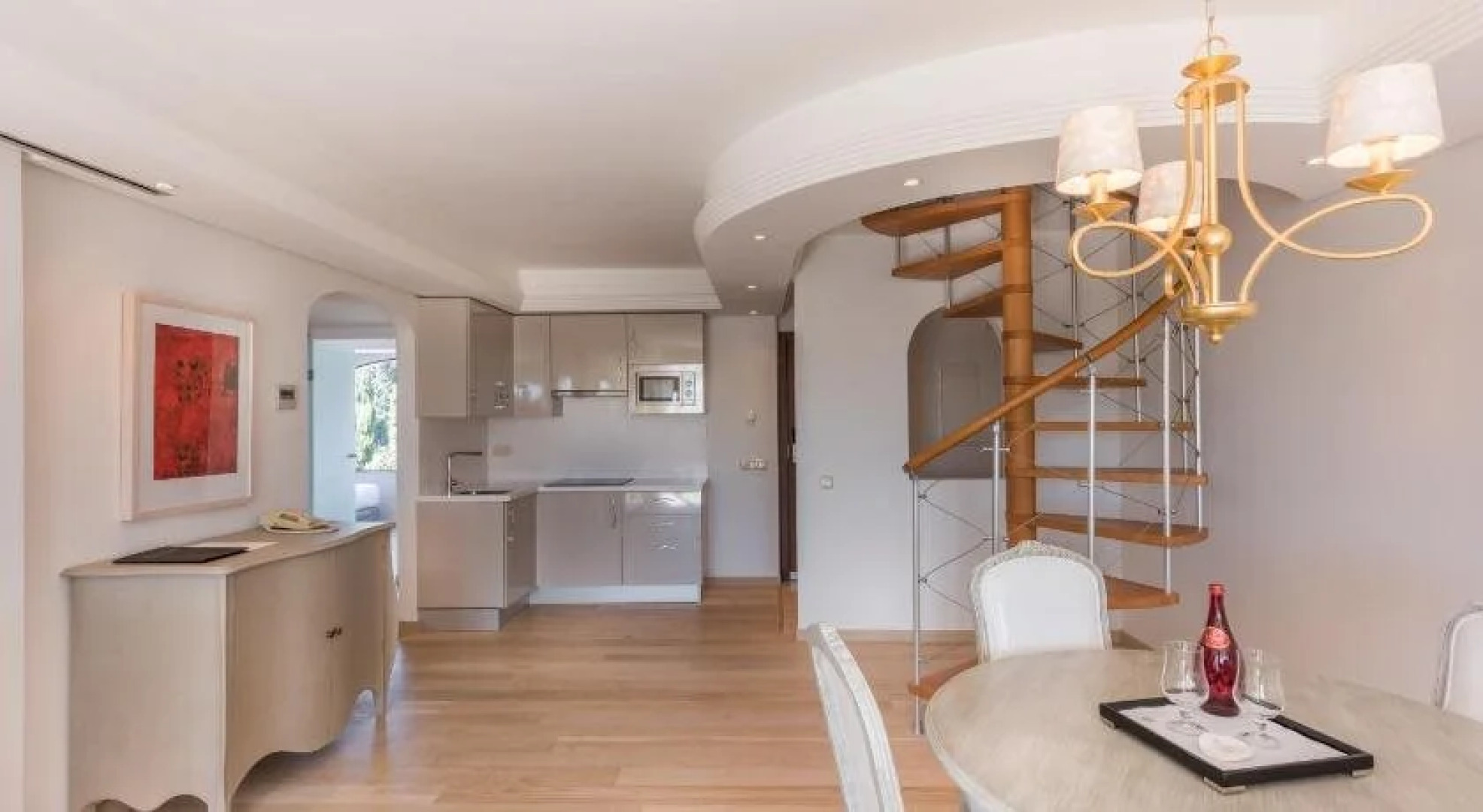 Healthouse Apartments