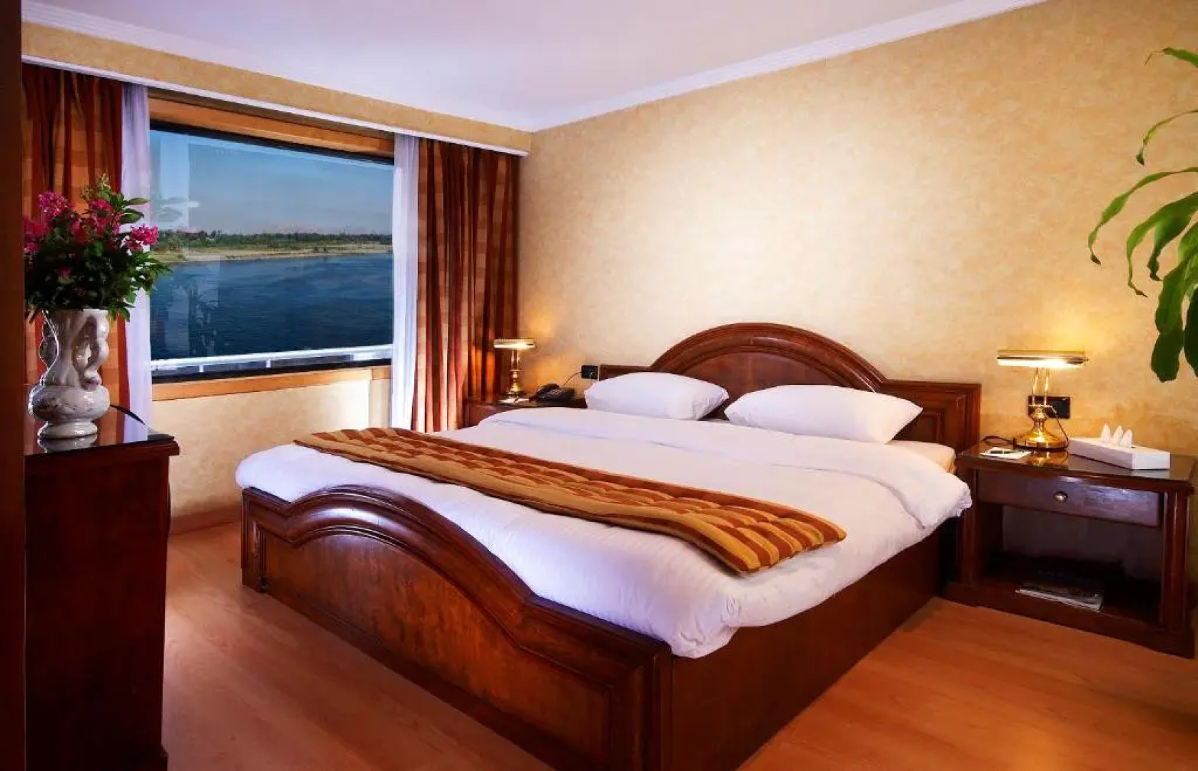 Nile Carnival Cruise 4nt Lxr Thursday 3nt Asw Monday