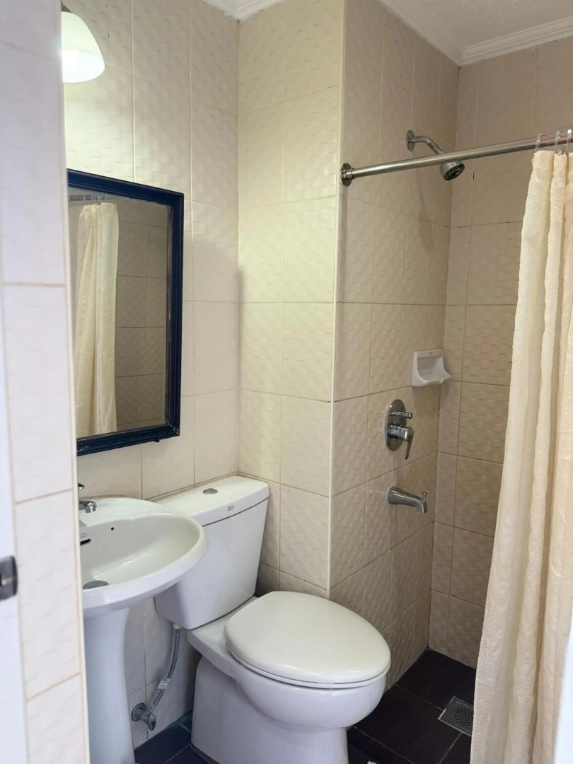 Dotties Place Hotel and Restaurant